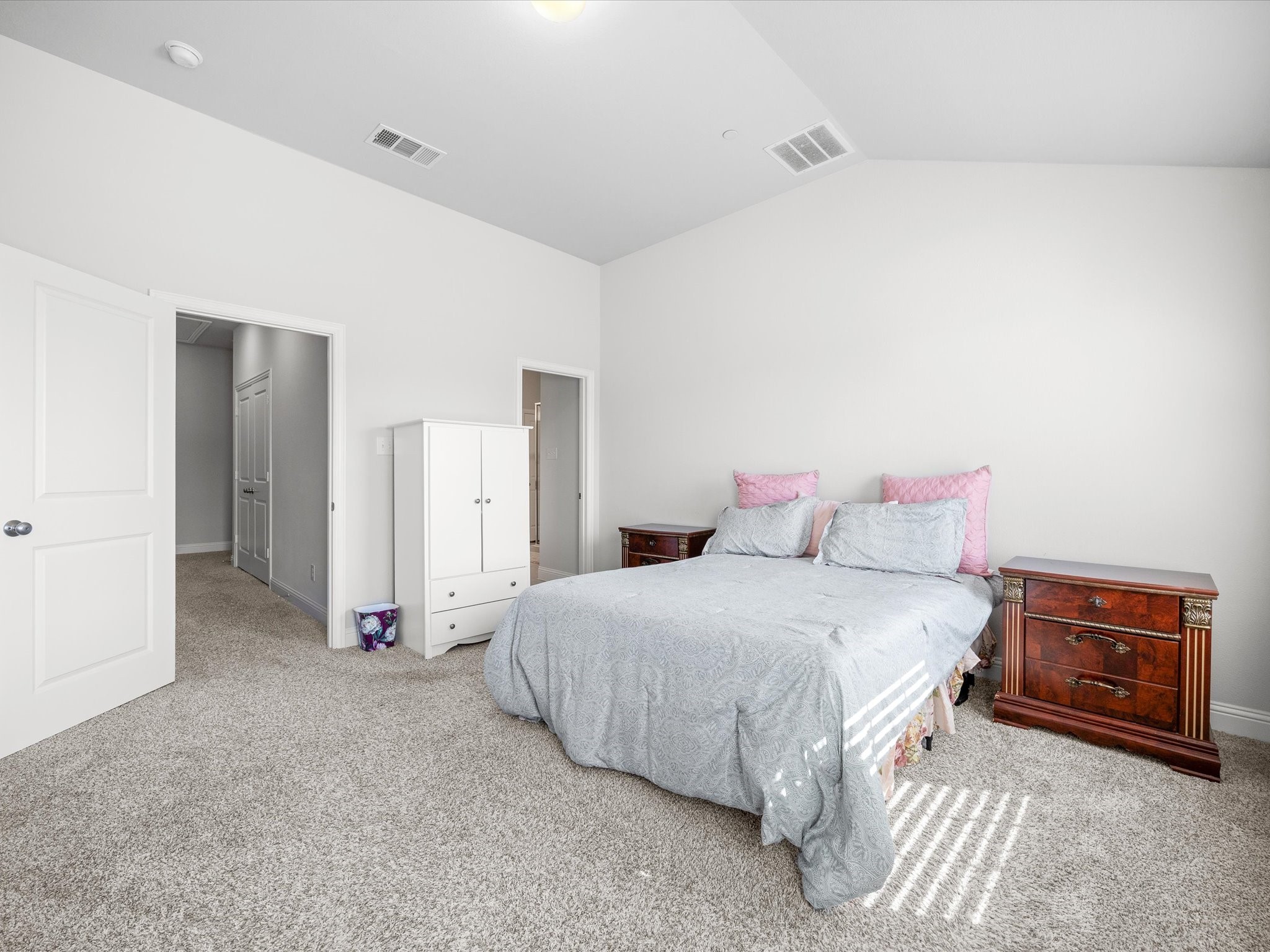 1521 Wittington Place Farmers Branch TX 75234