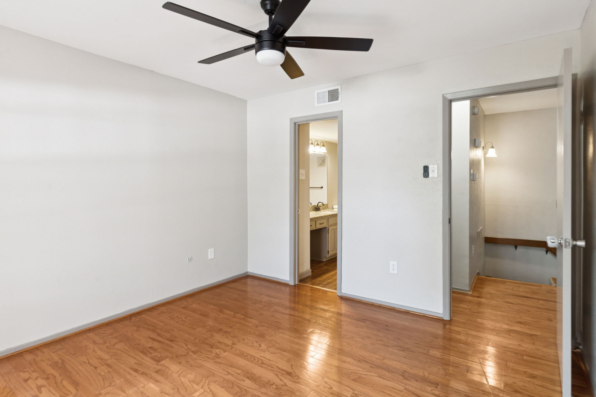 5626 Preston Oaks Dallas TX 75254