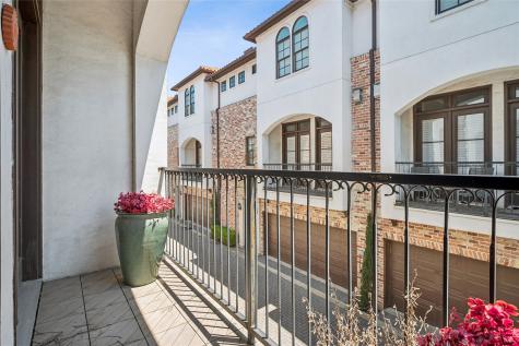3541 Dunminster Court Dallas TX 75219