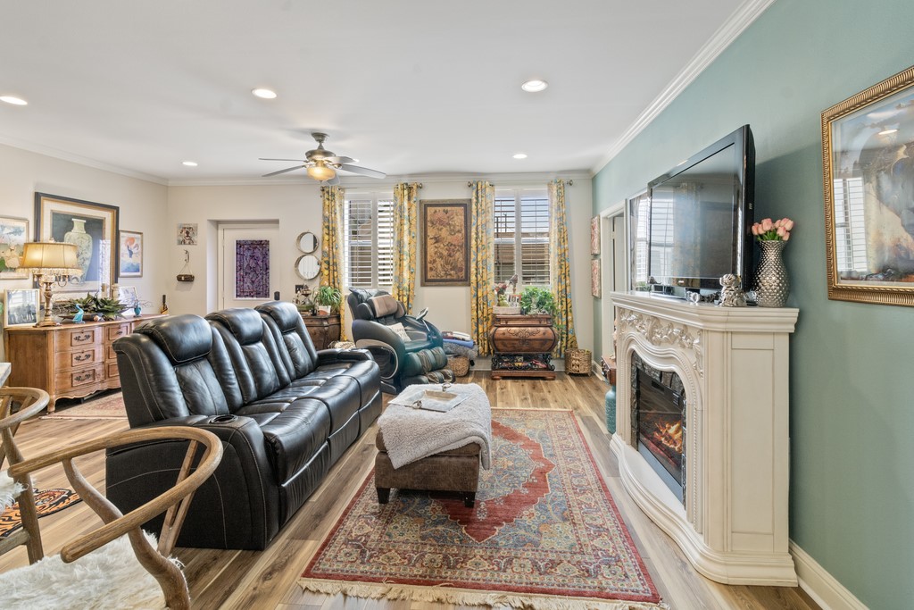 603 W 6th Avenue Corsicana TX 75110