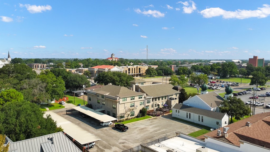 603 W 6th Avenue Corsicana TX 75110