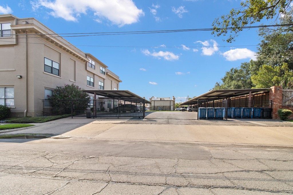 603 W 6th Avenue Corsicana TX 75110