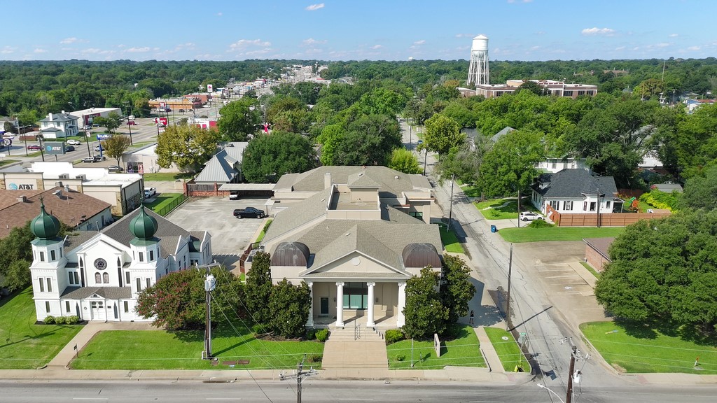 603 W 6th Avenue Corsicana TX 75110