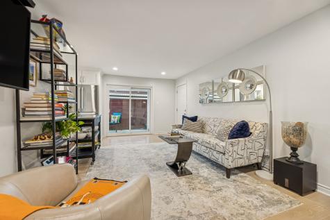 6033 Sandhurst Lane Dallas TX 75206