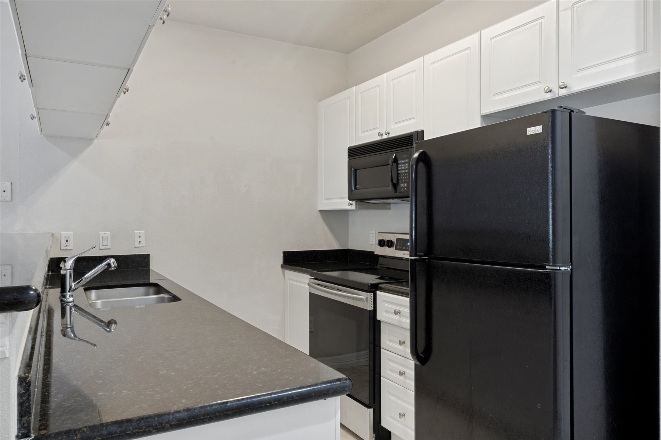 3400 Welborn Street Dallas TX 75219