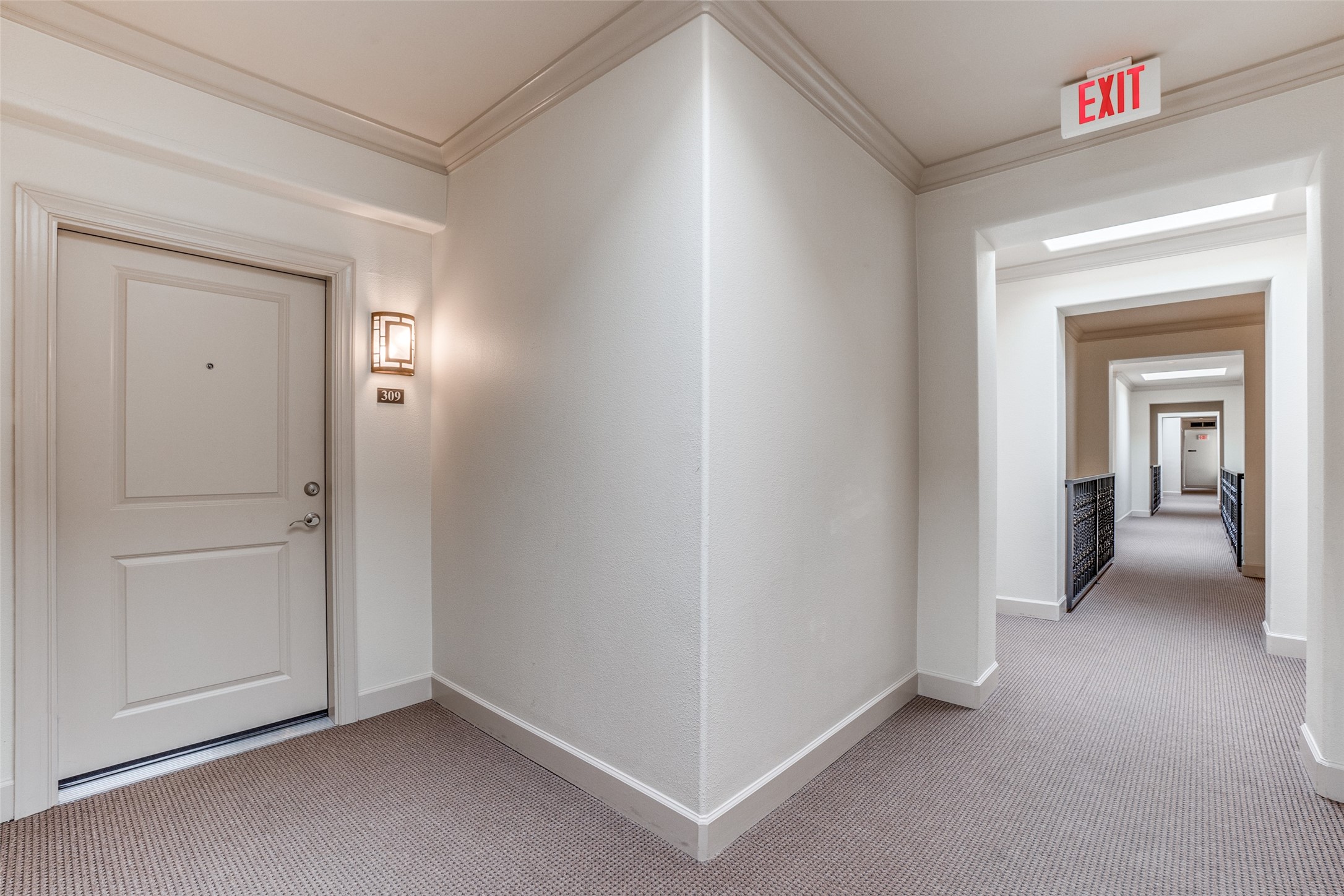 3818 Holland Avenue Dallas TX 75219