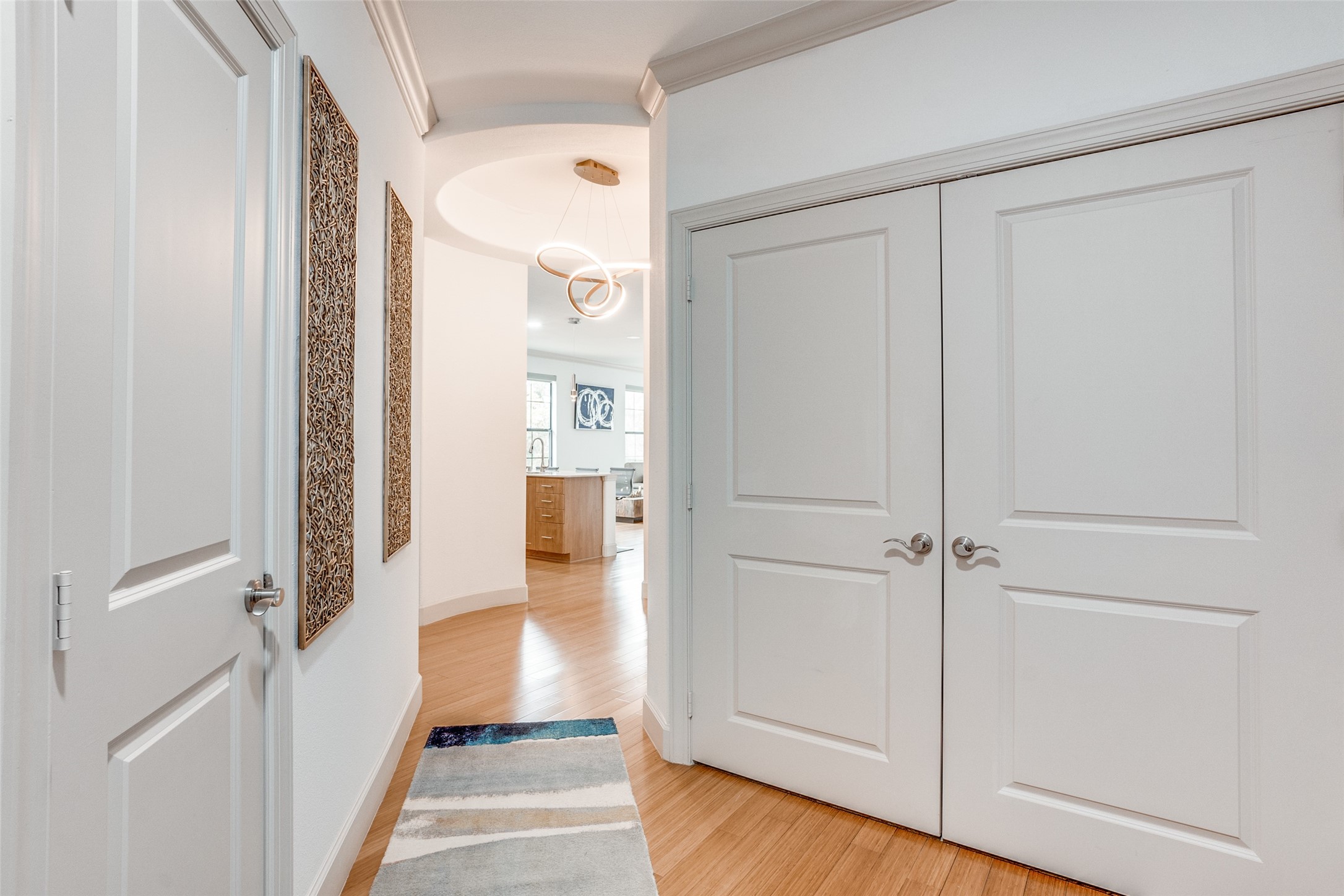 3818 Holland Avenue Dallas TX 75219