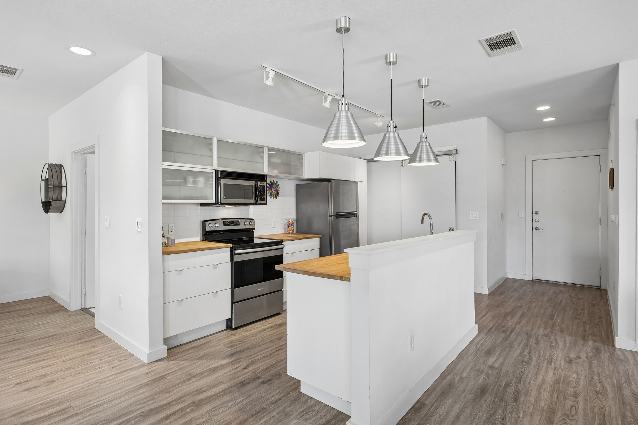 1111 S Akard Street Dallas TX 75215