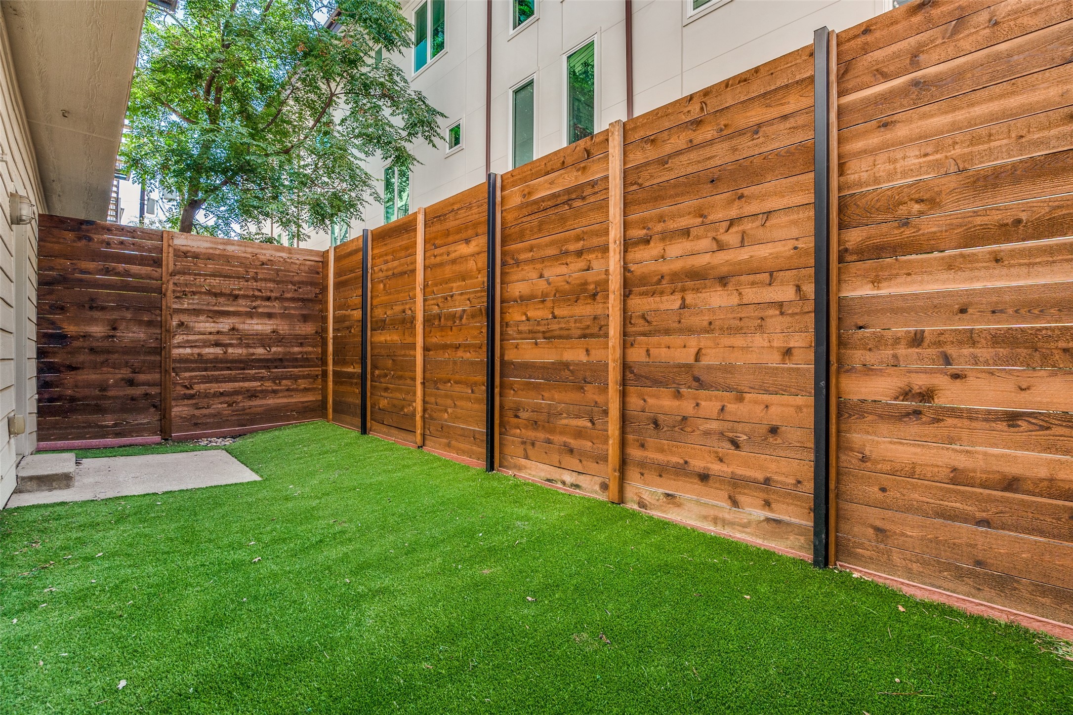 2022 N Fitzhugh Avenue Dallas TX 87204