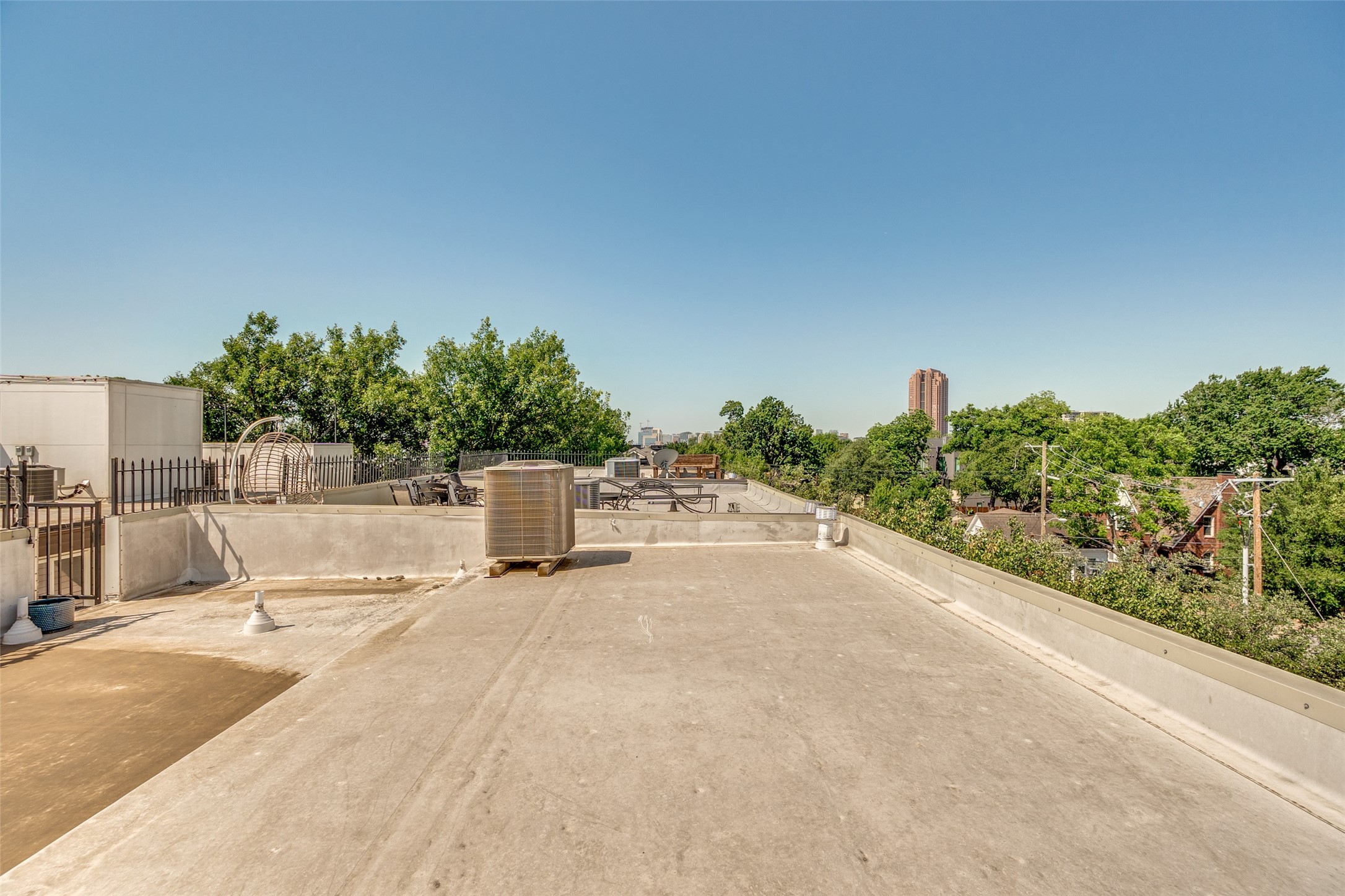 2022 N Fitzhugh Avenue Dallas TX 87204