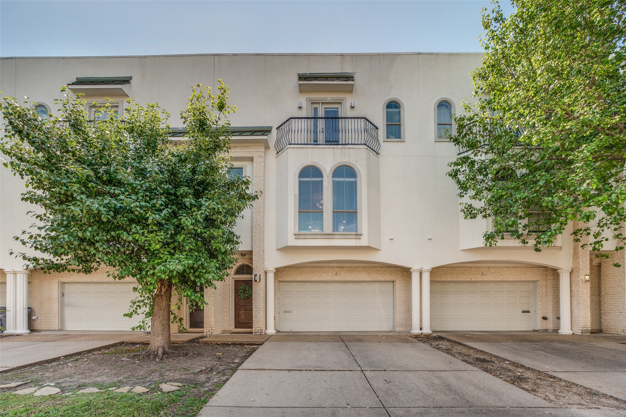 2022 N Fitzhugh Avenue Dallas TX 87204