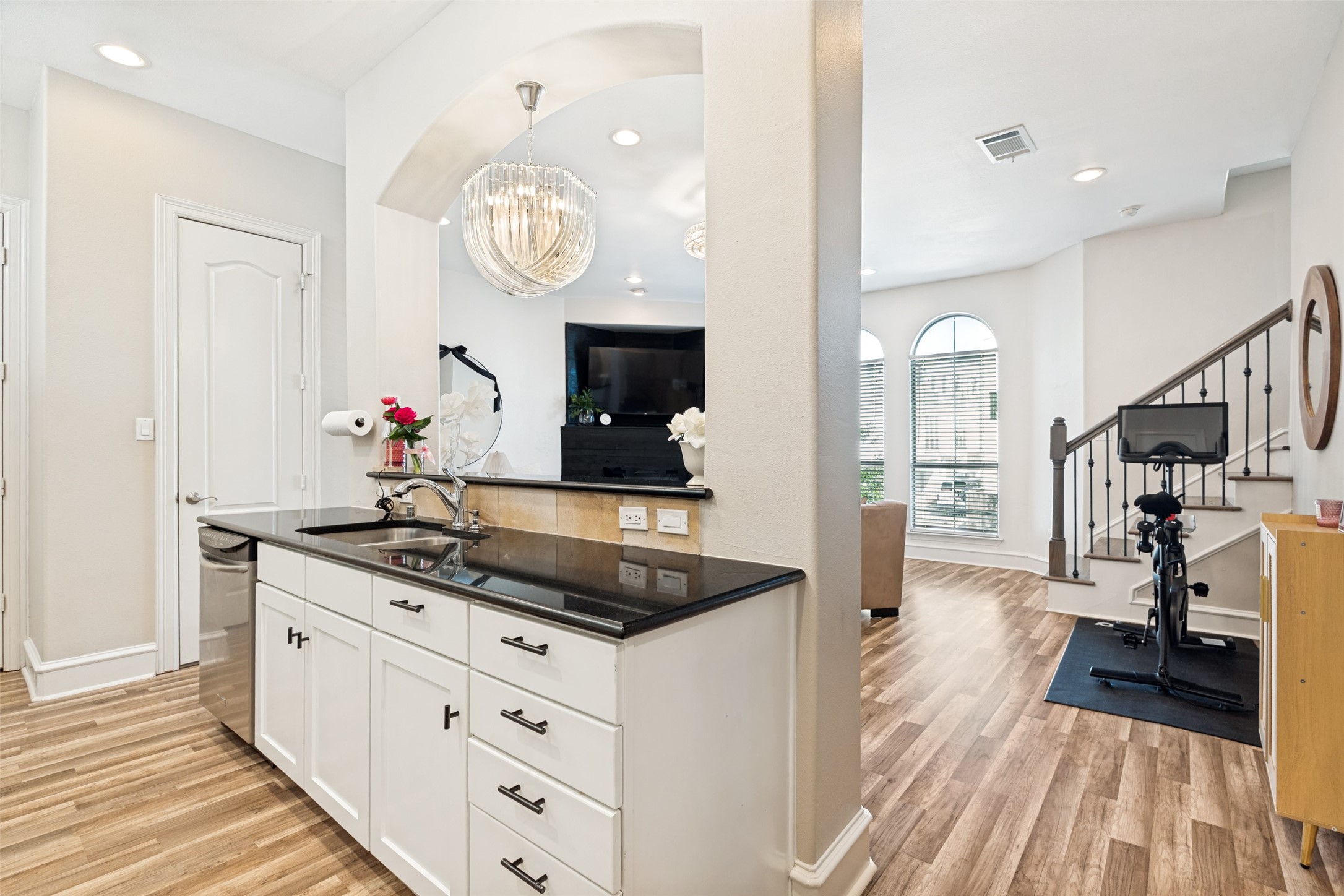 2022 N Fitzhugh Avenue Dallas TX 87204