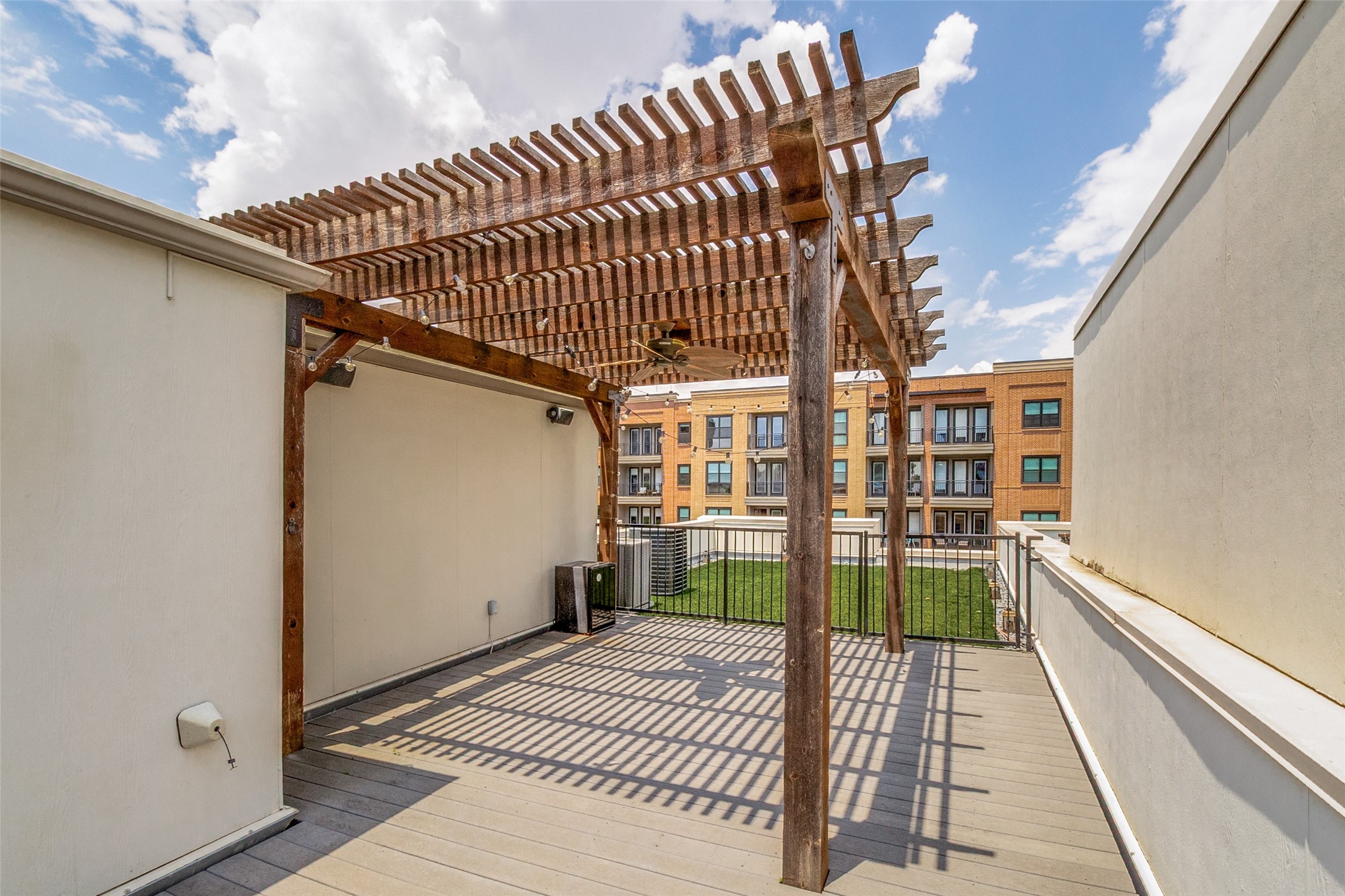 3210 Carlisle Street Dallas TX 75204