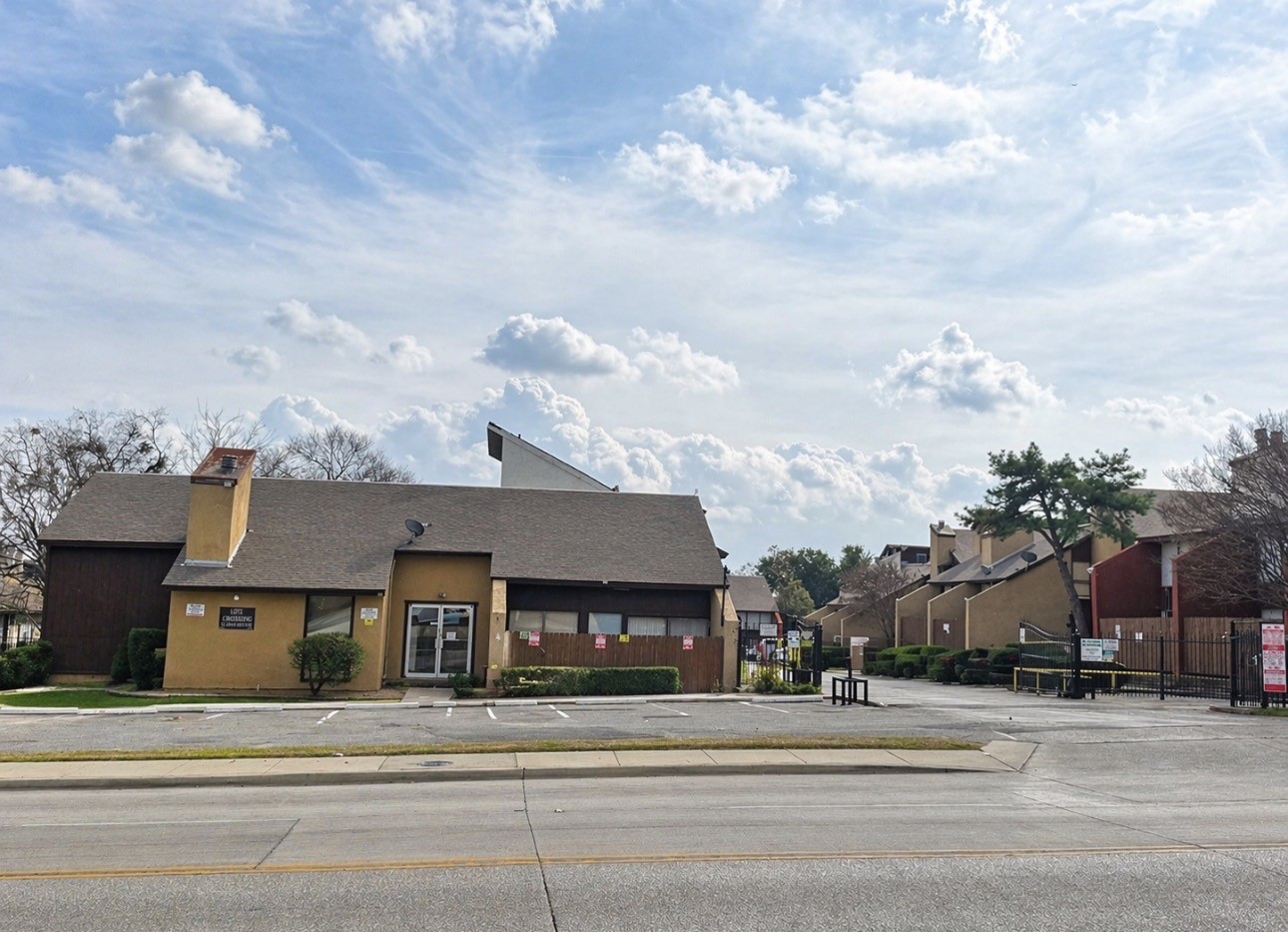 7152 Fair Oaks Avenue Dallas TX 75231