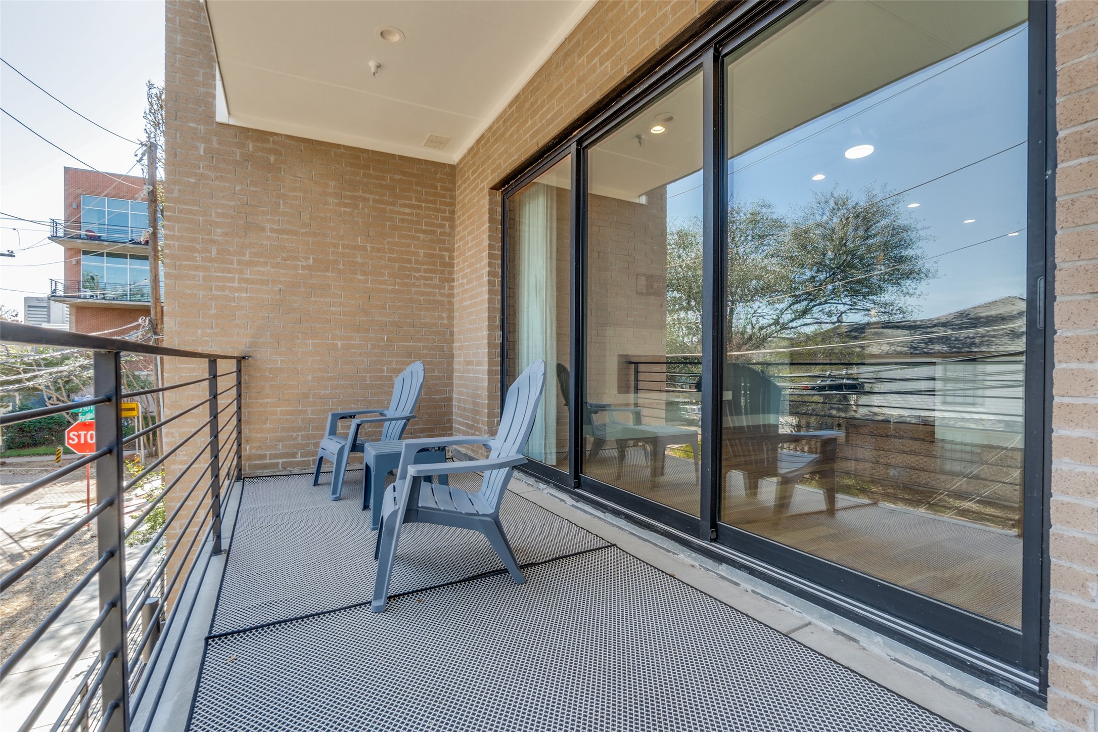 805 Pavillion Street Dallas TX 75204