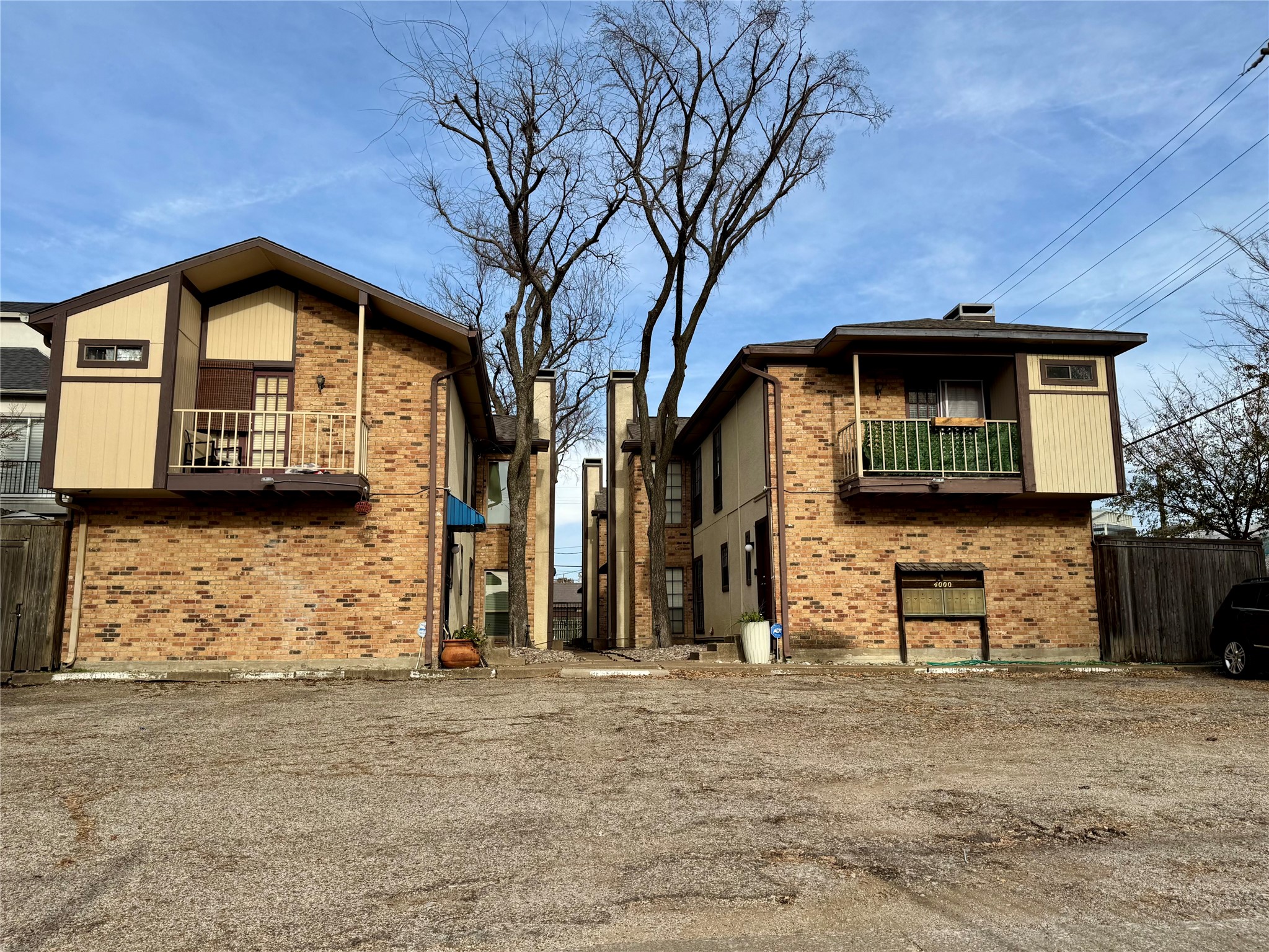 4000 Rawlins Street Dallas TX 75219