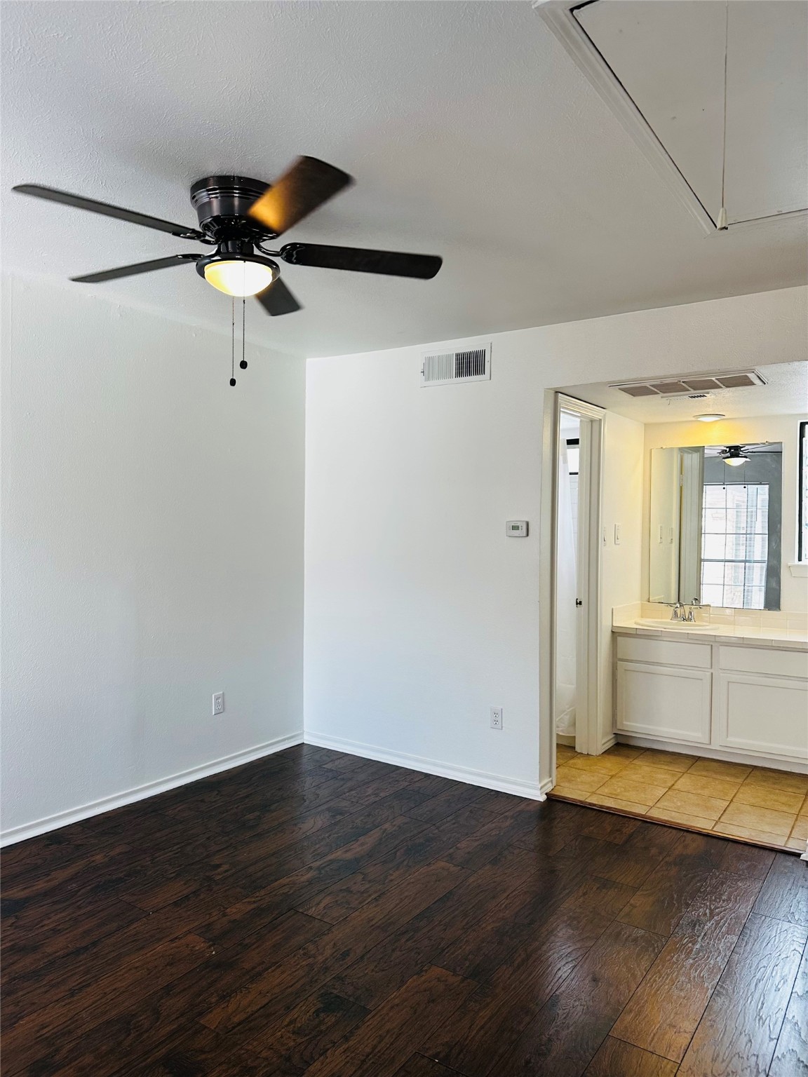 4000 Rawlins Street Dallas TX 75219