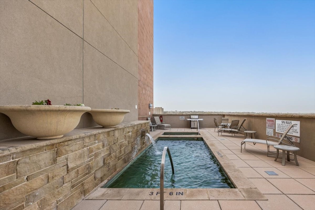 3100 W 7th Street Fort Worth TX 76107