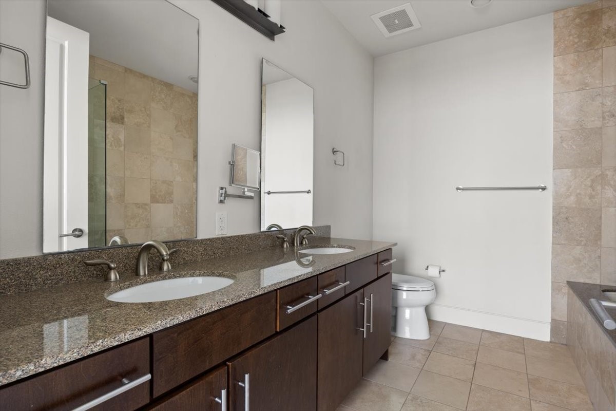 3100 W 7th Street Fort Worth TX 76107
