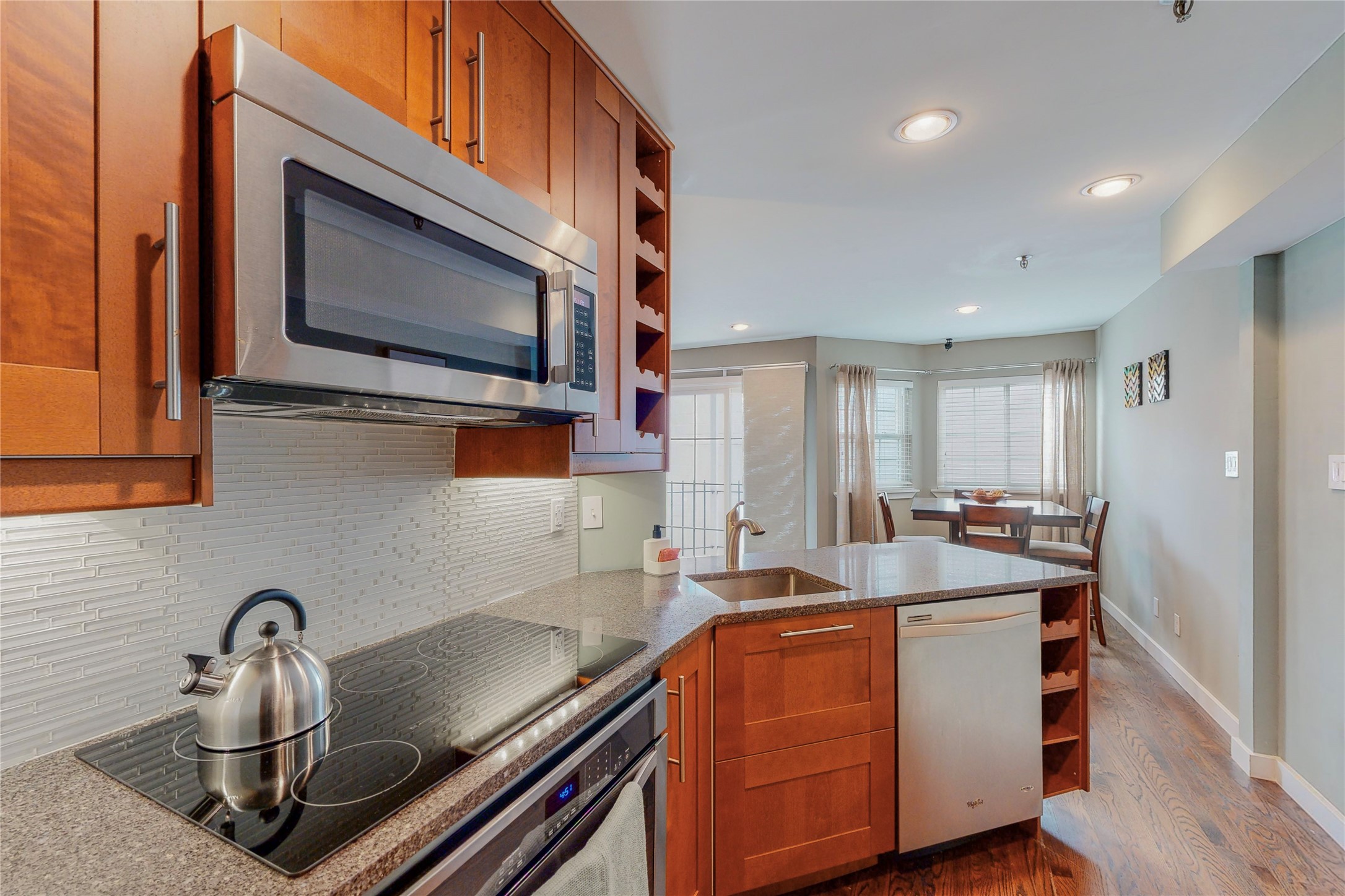 1010 Allen Street Dallas TX 75204