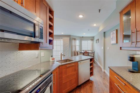 1010 Allen Street Dallas TX 75204