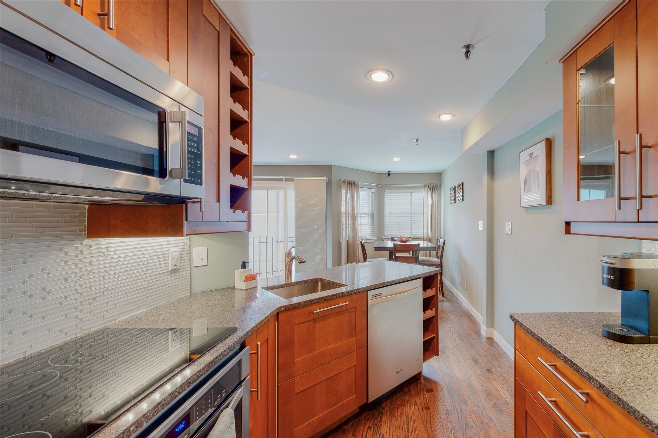1010 Allen Street Dallas TX 75204