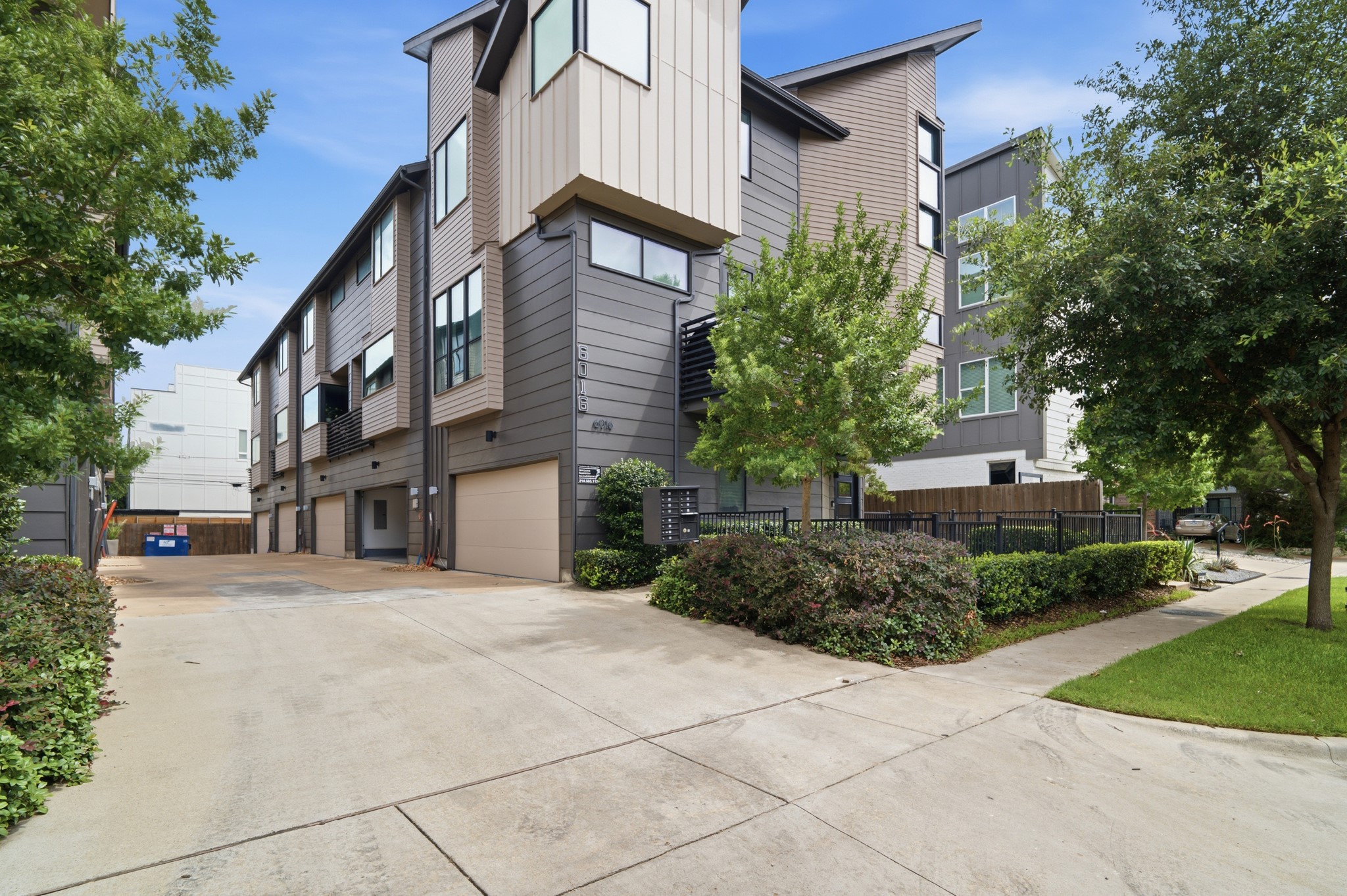 6016 Hudson Street Dallas TX 75206