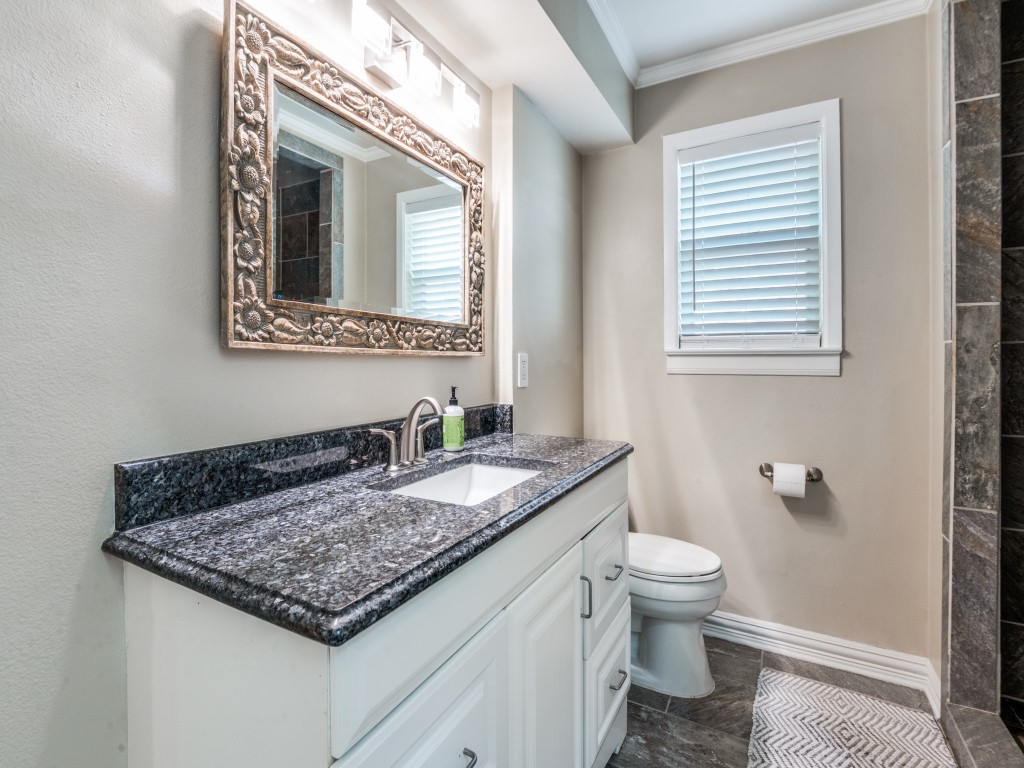 6112 Averill Way Dallas TX 75225