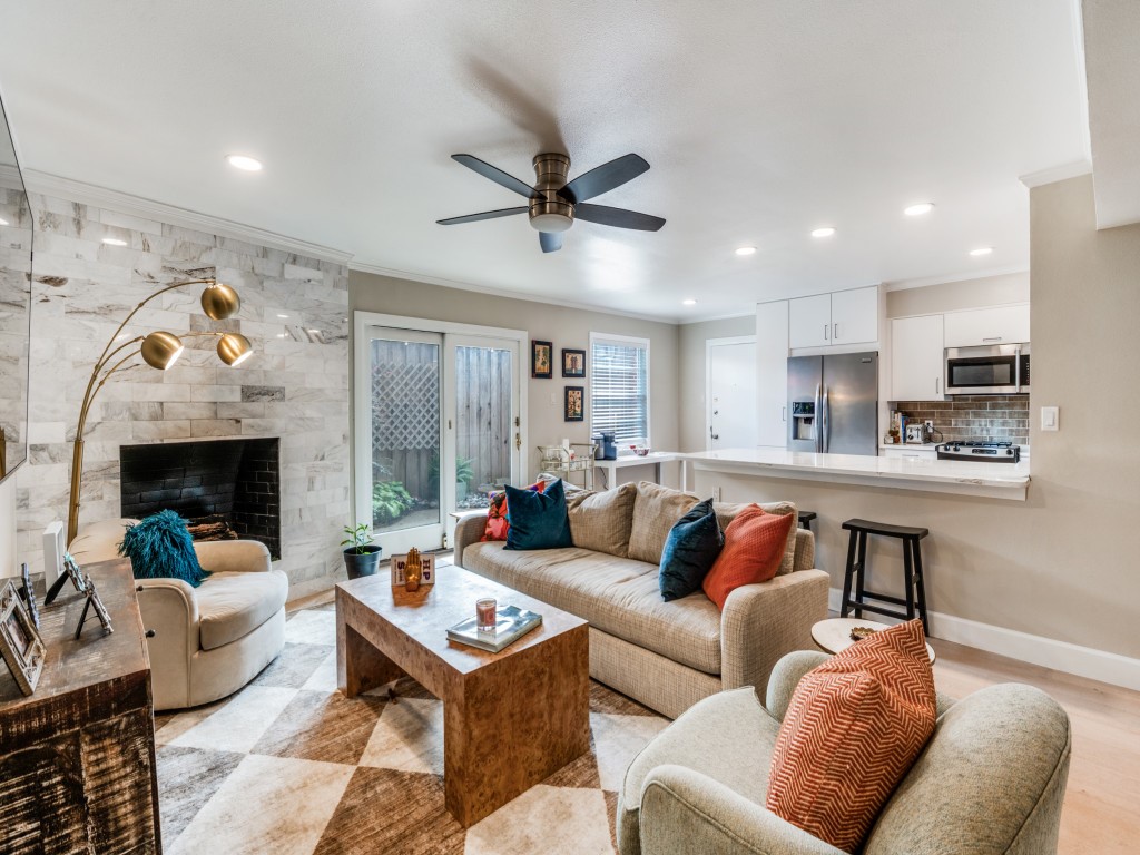 6112 Averill Way Dallas TX 75225