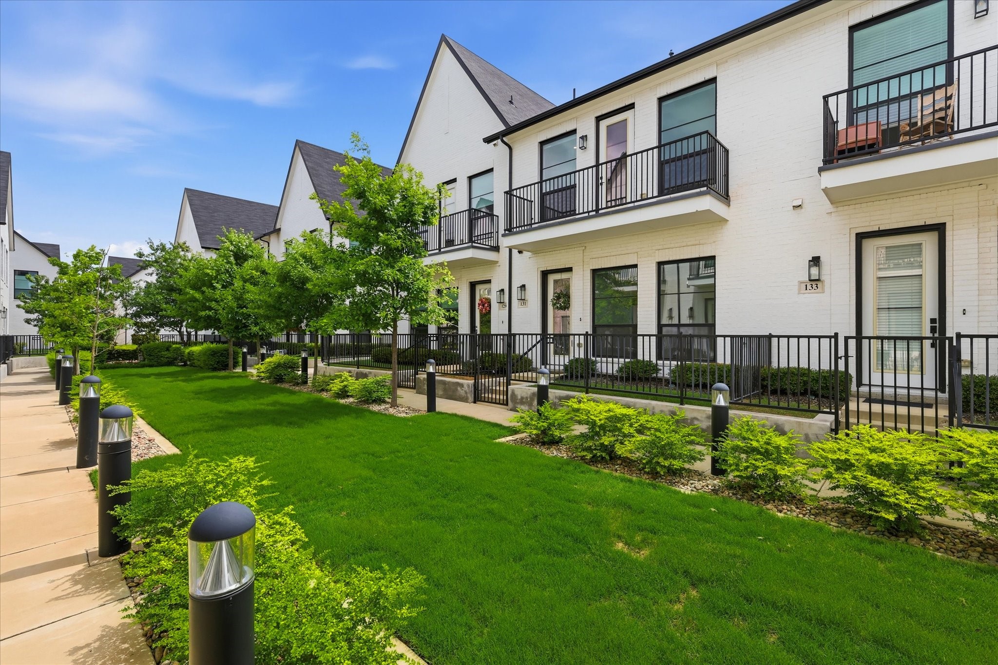 131 Garden Court E Arlington TX 76013