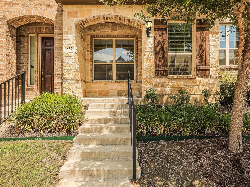 857 Dartford Drive Richardson TX 75081