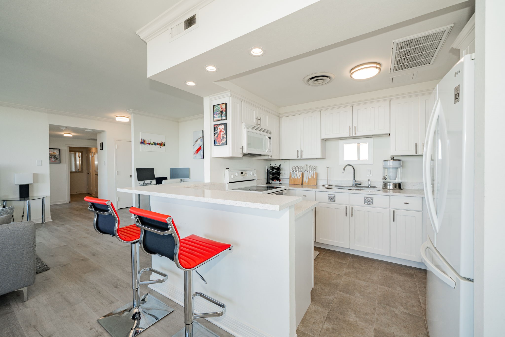 6211 W Northwest Highway Dallas TX 75225