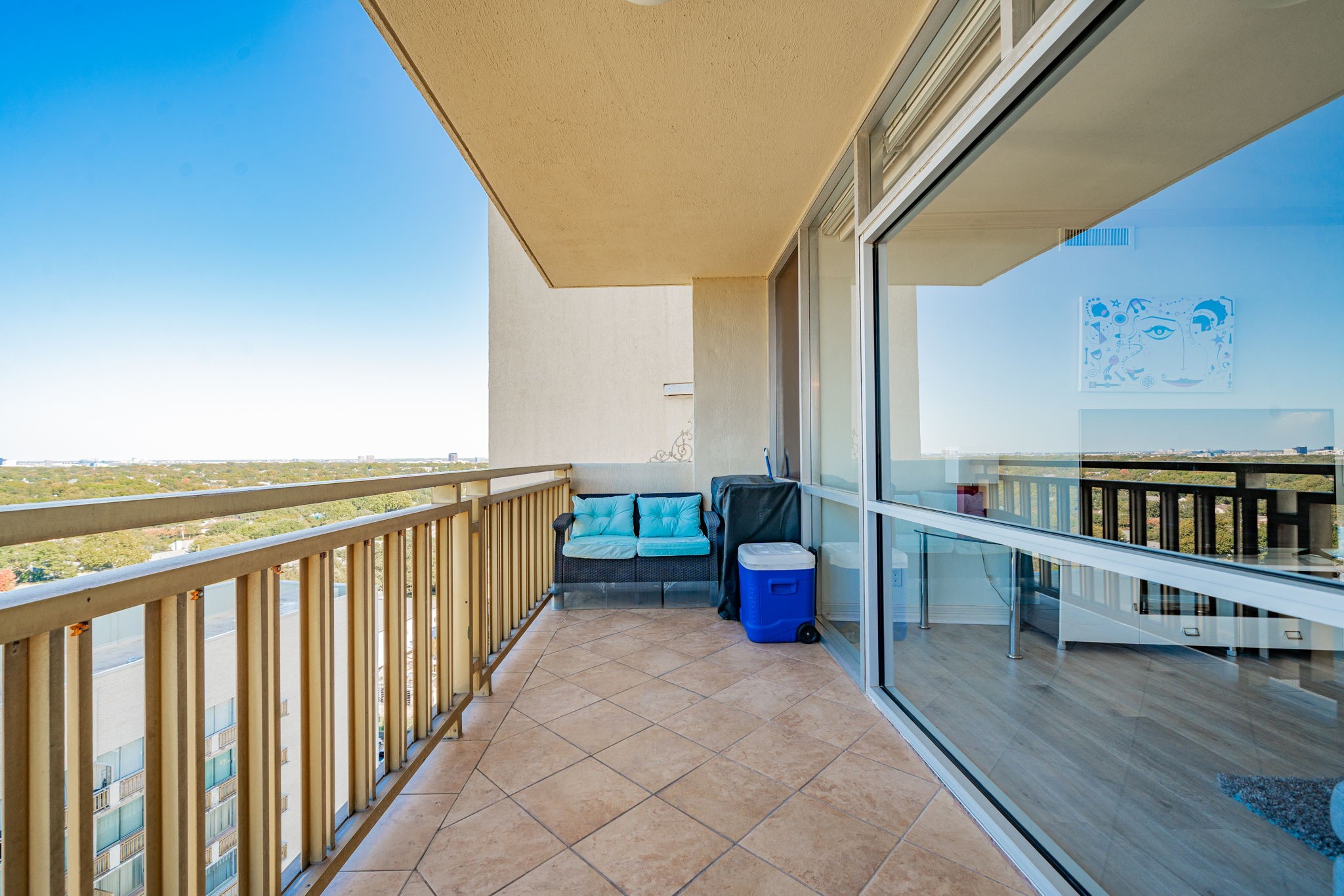 6211 W Northwest Highway Dallas TX 75225