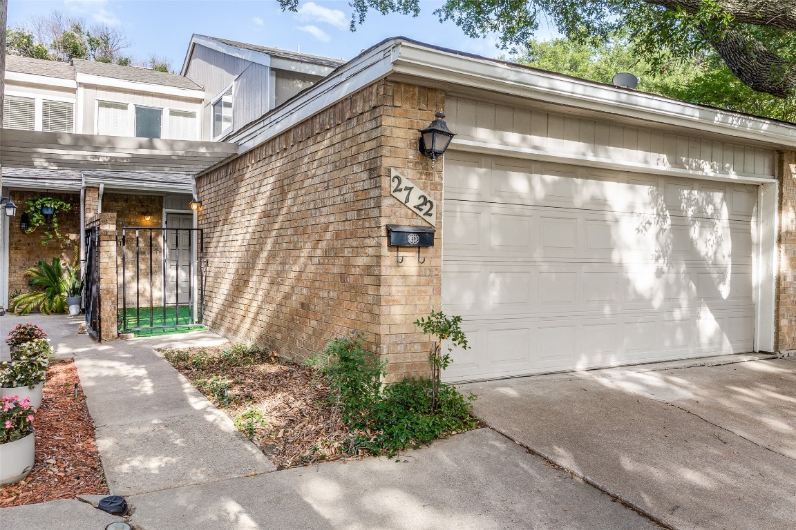 2722 Meadowstone Court Carrollton TX 75006