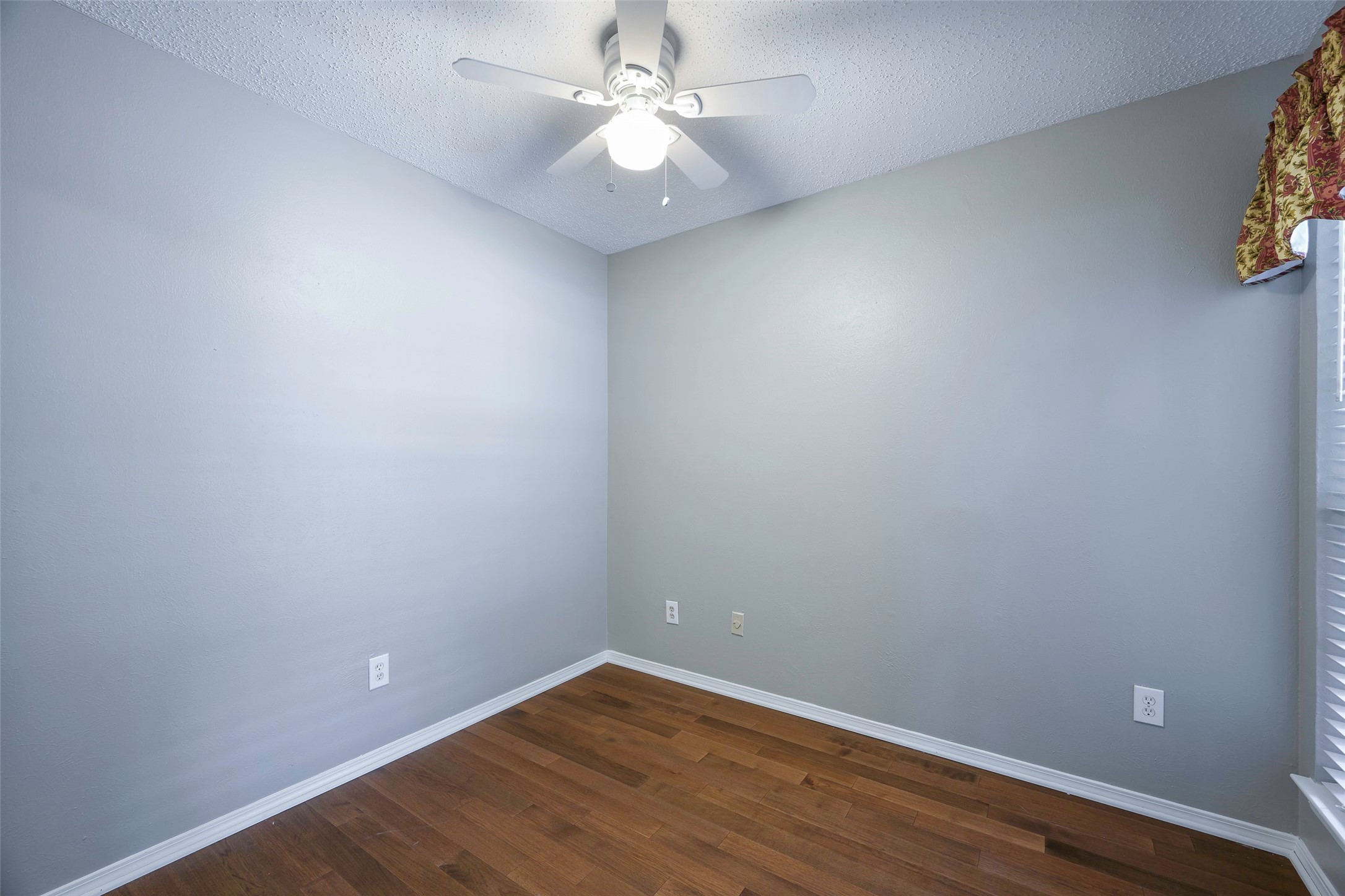 18333 Roehampton Drive Dallas TX 75252