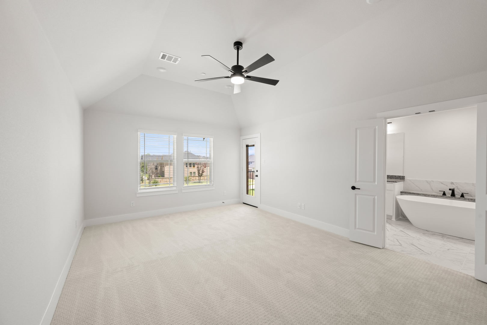 12735 Rutland Drive Farmers Branch TX 75234