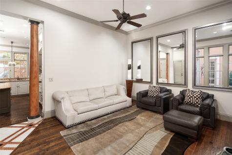 2825 Hood Street Dallas TX 75219