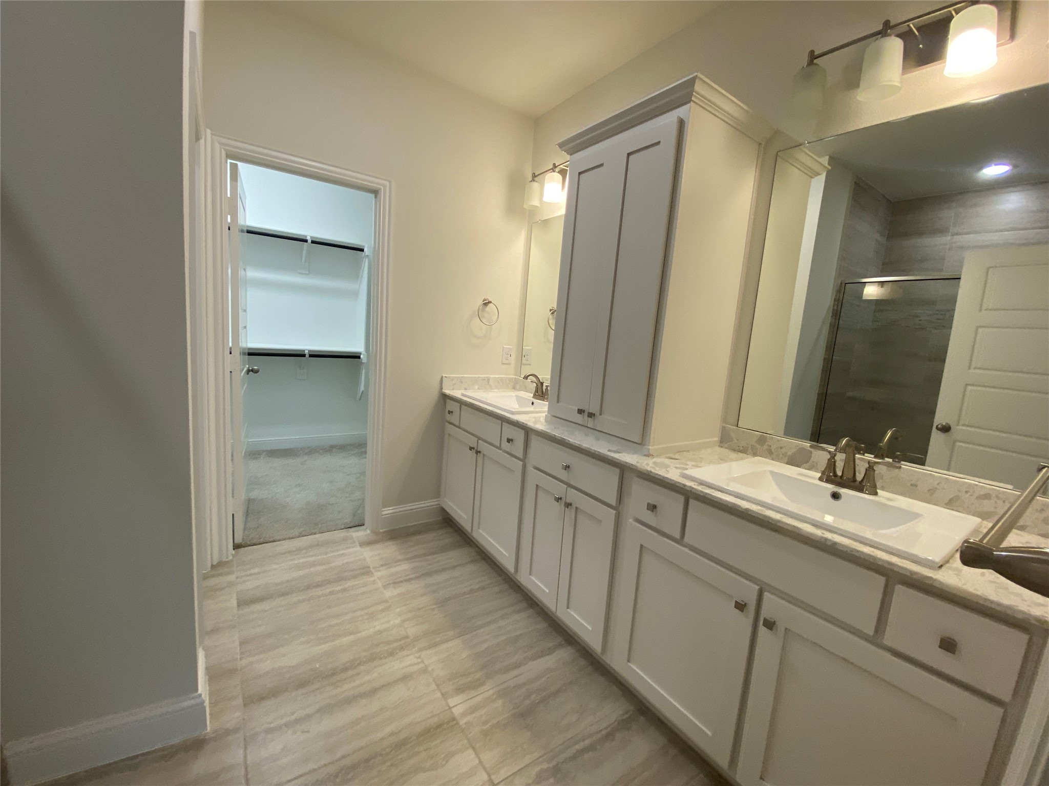 1919 Diyaa Court Farmers Branch TX 75234