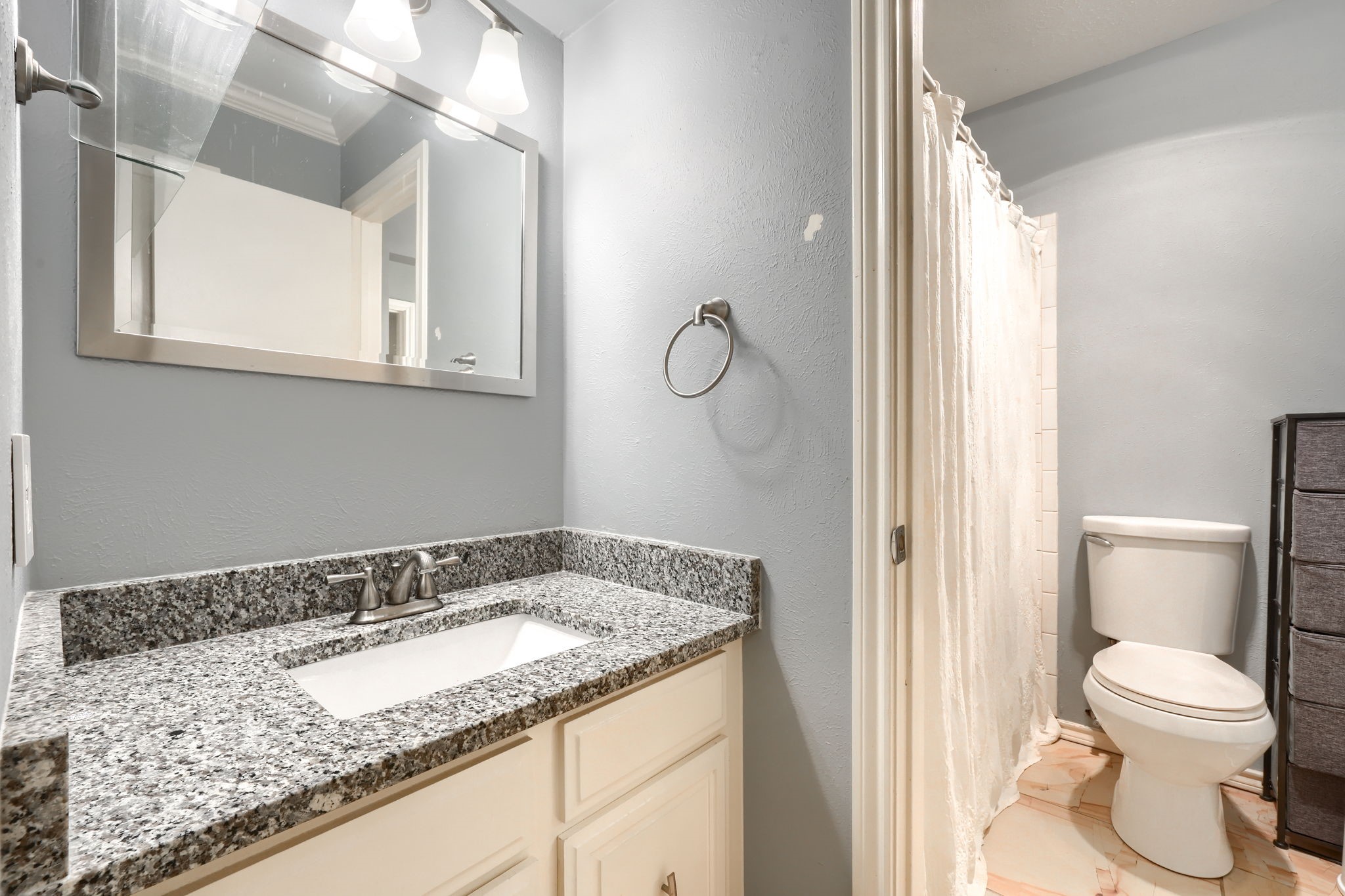 621 Trailwood Court Garland TX 75043