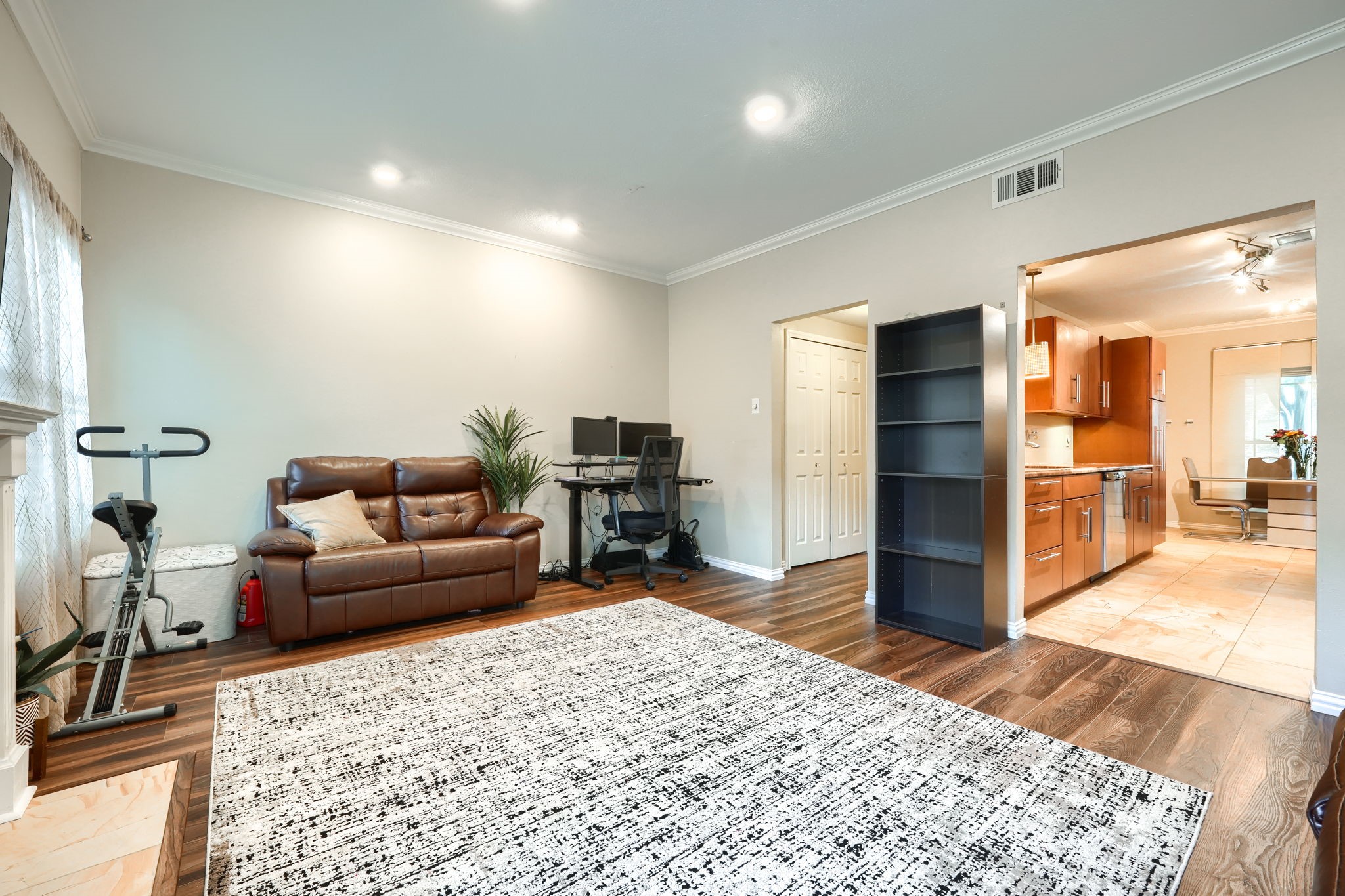 621 Trailwood Court Garland TX 75043