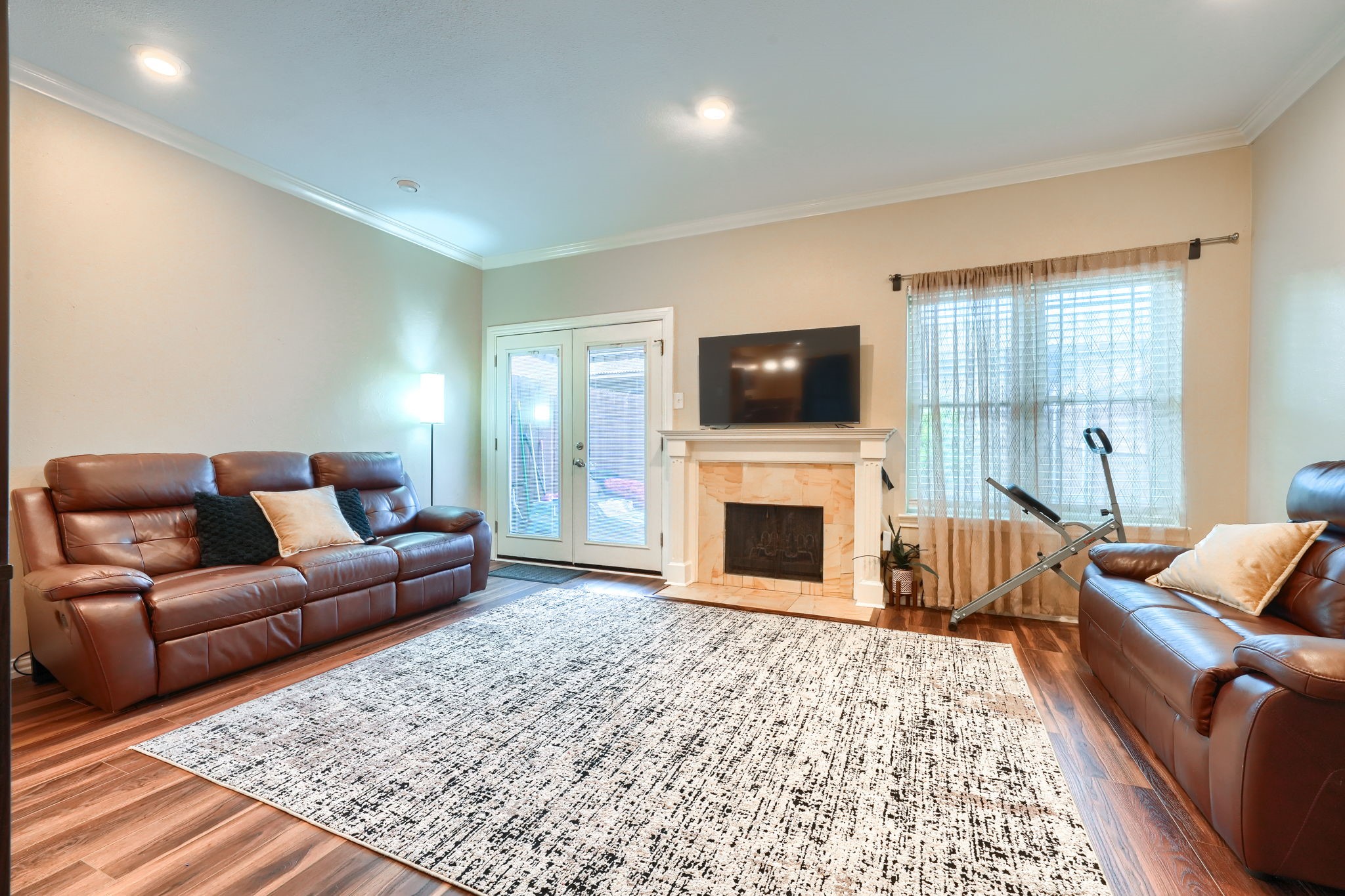 621 Trailwood Court Garland TX 75043