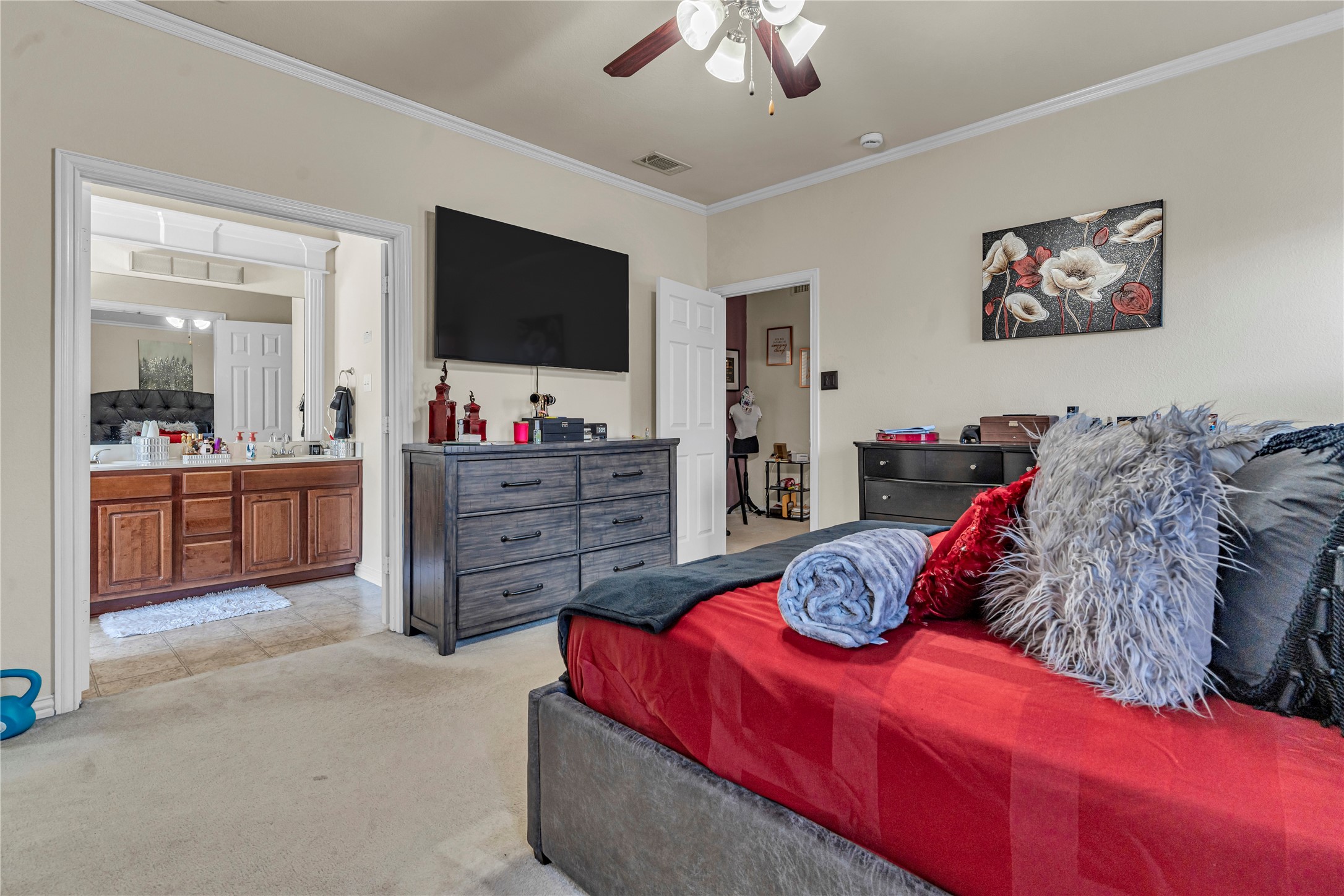 5035 Barcelona Trail Grand Prairie TX 75052