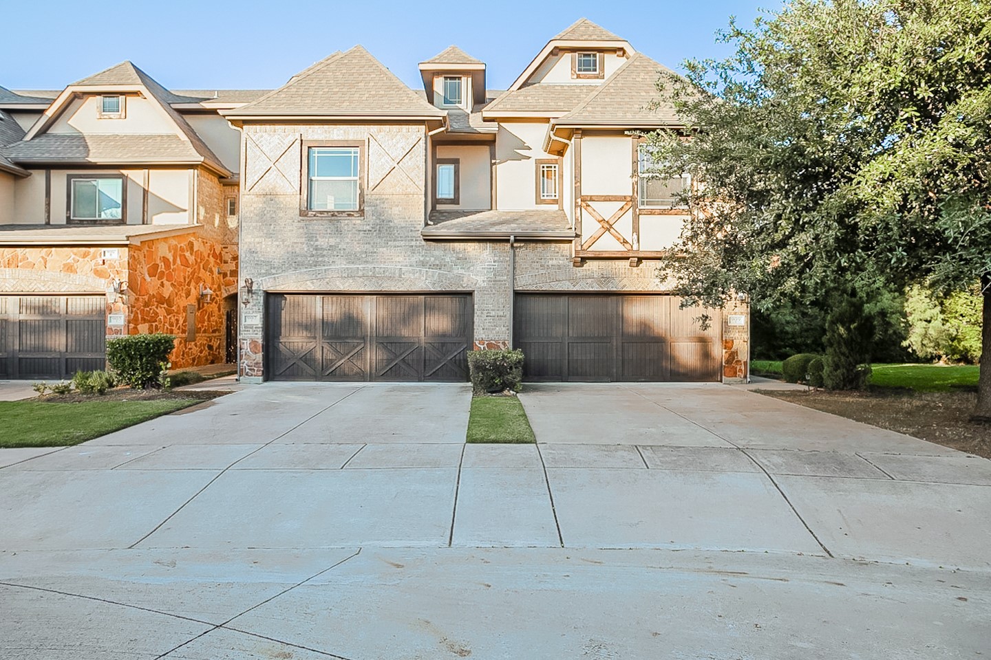 907 Brook Forest Lane Euless TX 76039