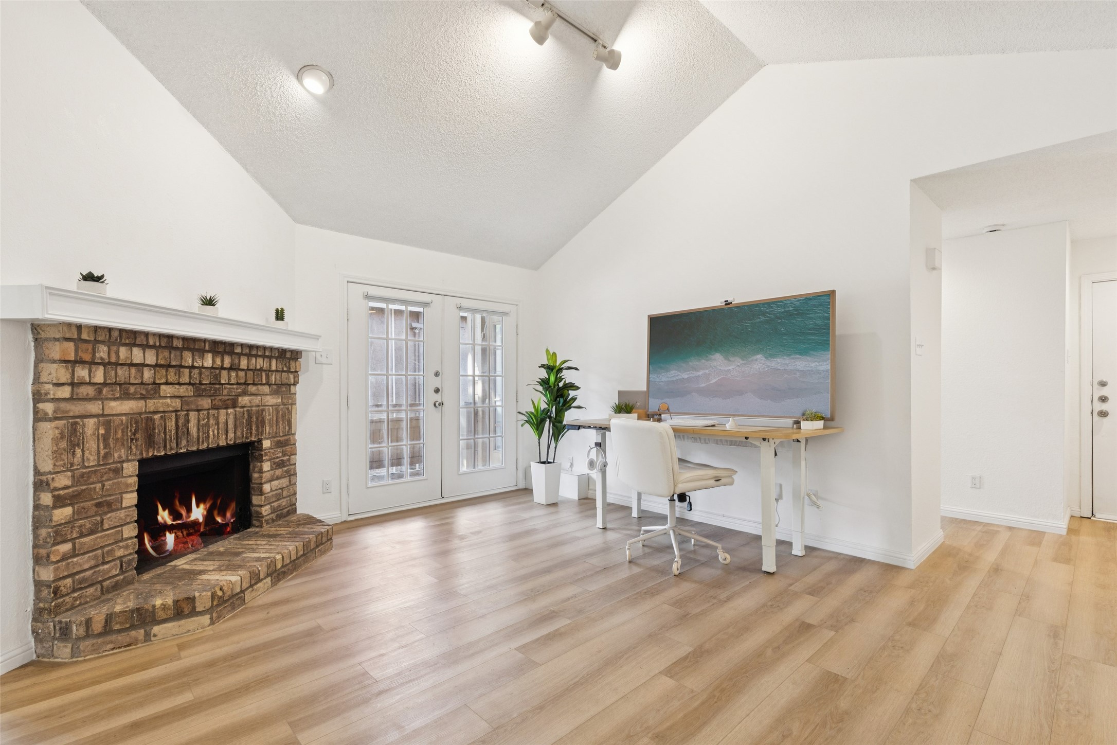 5200 Martel Avenue Dallas TX 75206