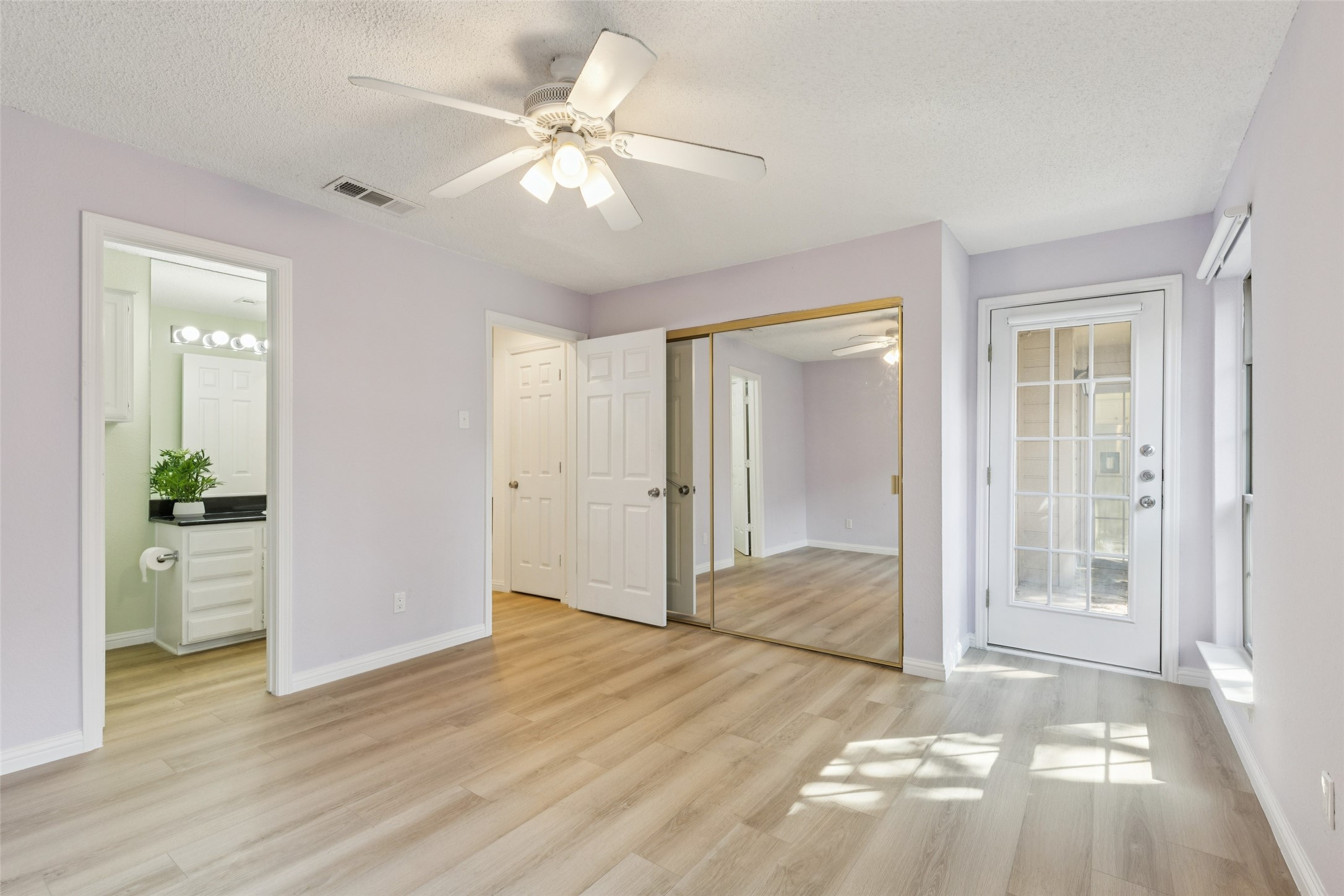 5200 Martel Avenue Dallas TX 75206