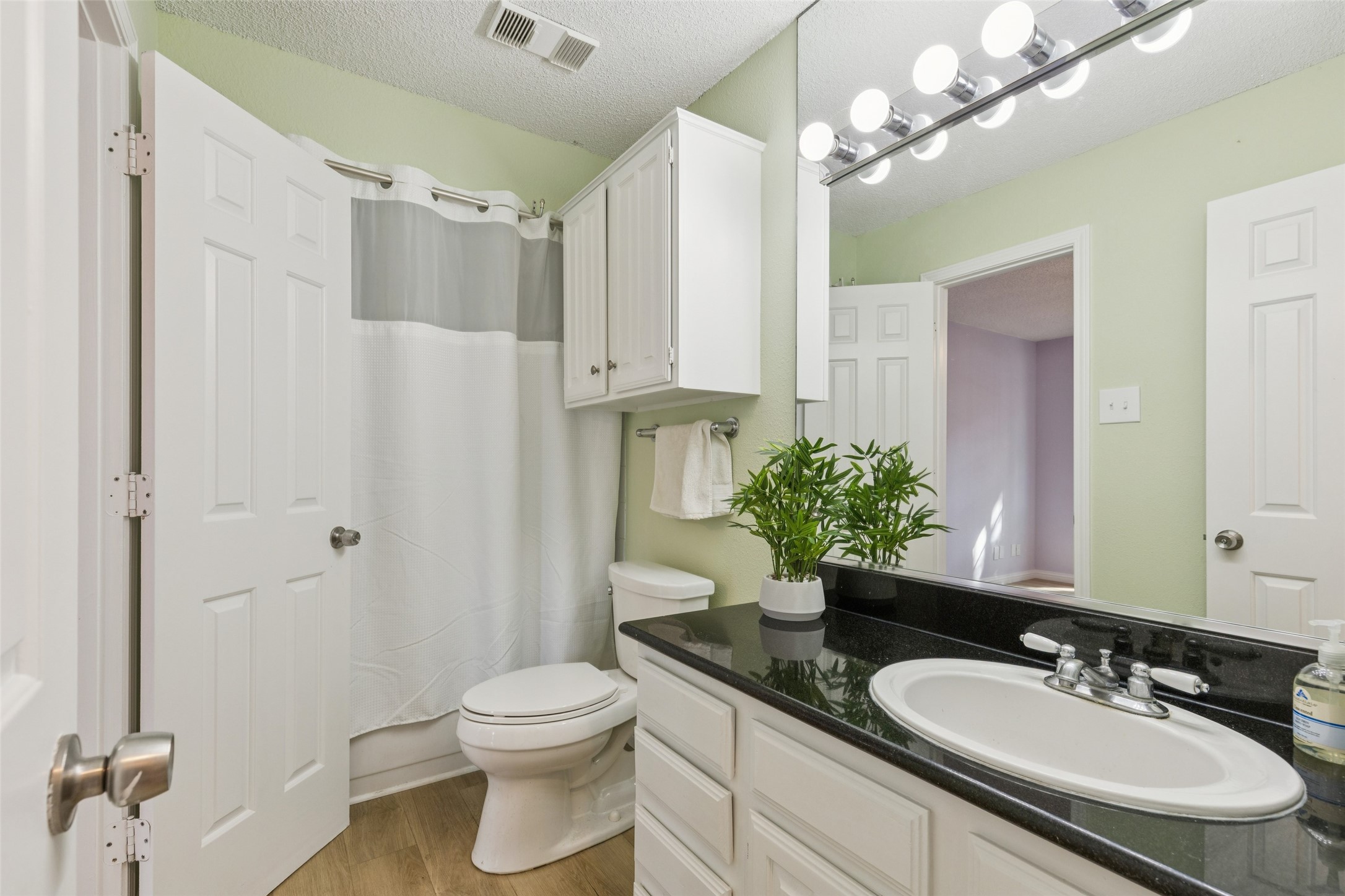 5200 Martel Avenue Dallas TX 75206