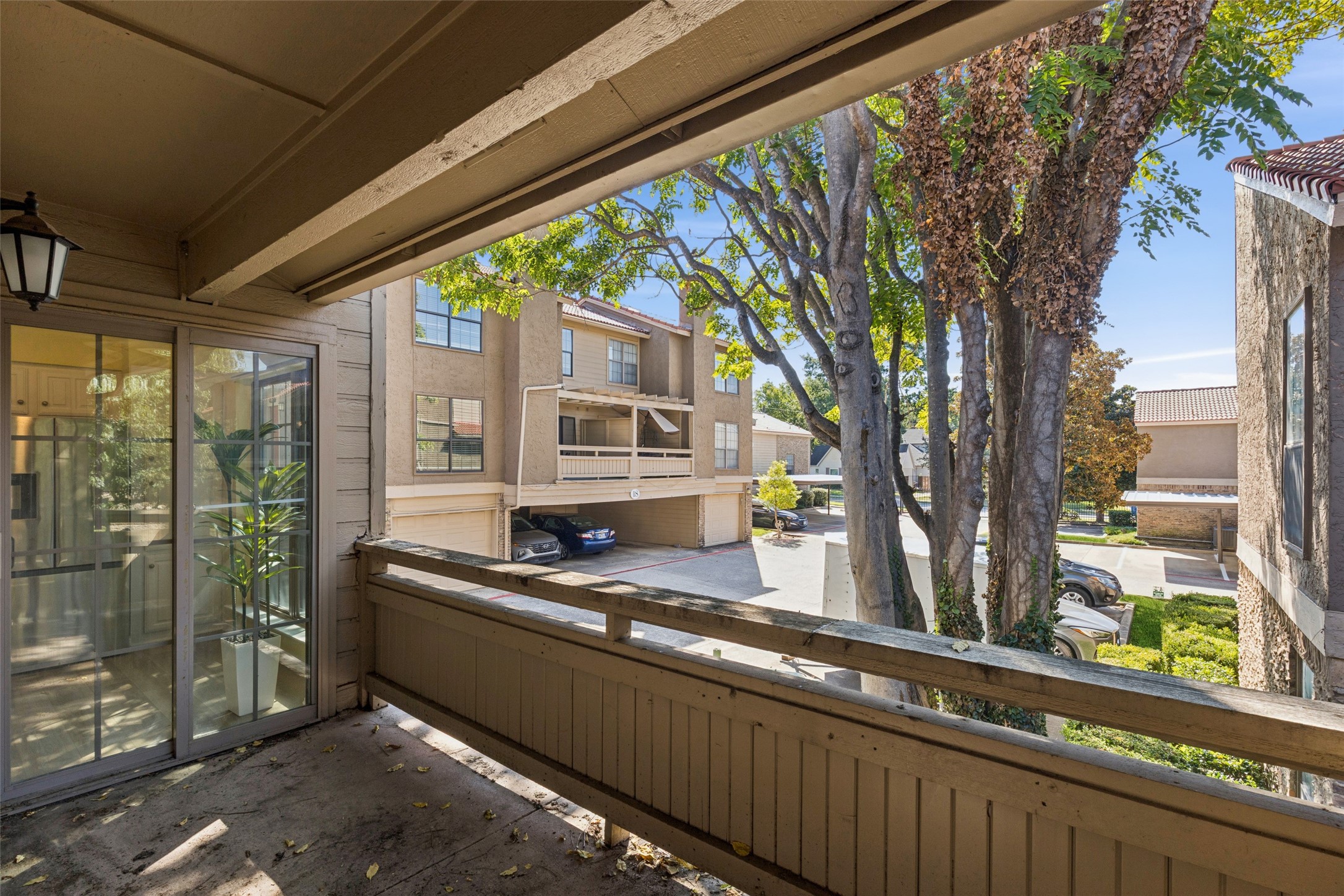 5200 Martel Avenue Dallas TX 75206