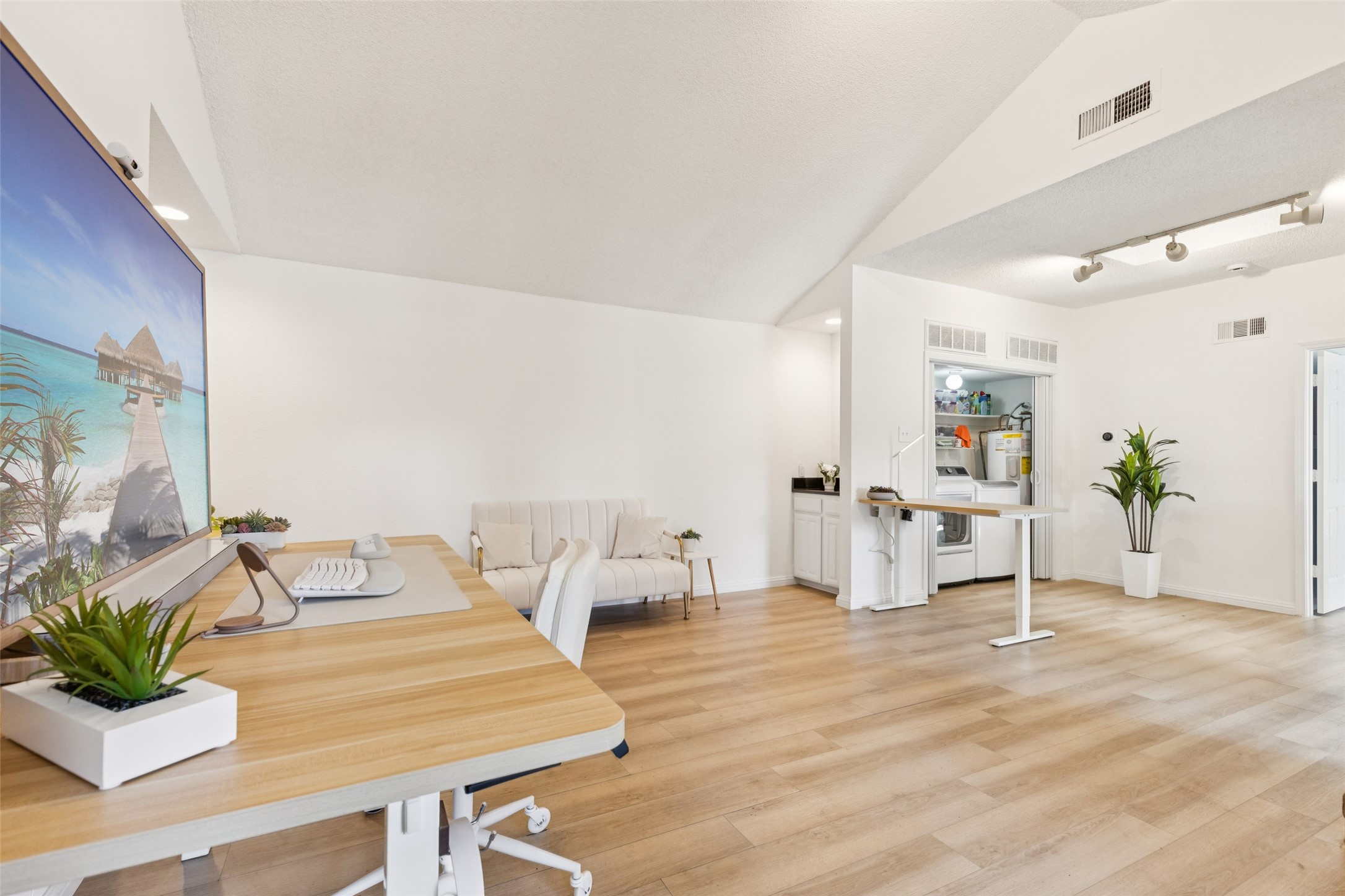 5200 Martel Avenue Dallas TX 75206