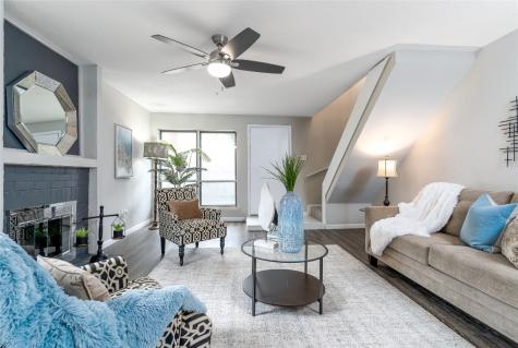 2103 Via Catalina Carrollton TX 75006
