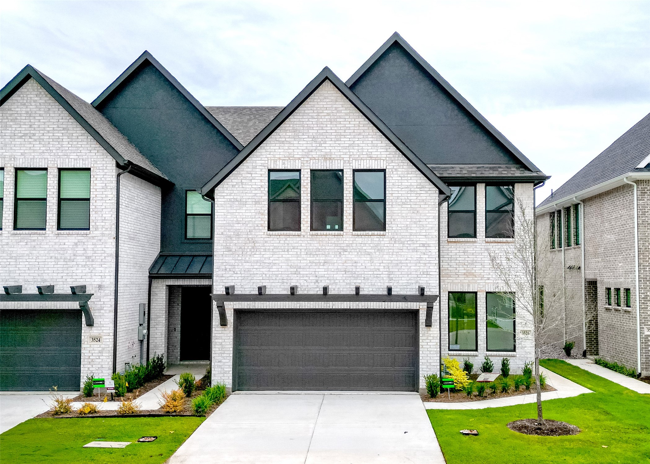 3526 Pierce Lane Grand Prairie TX 75052